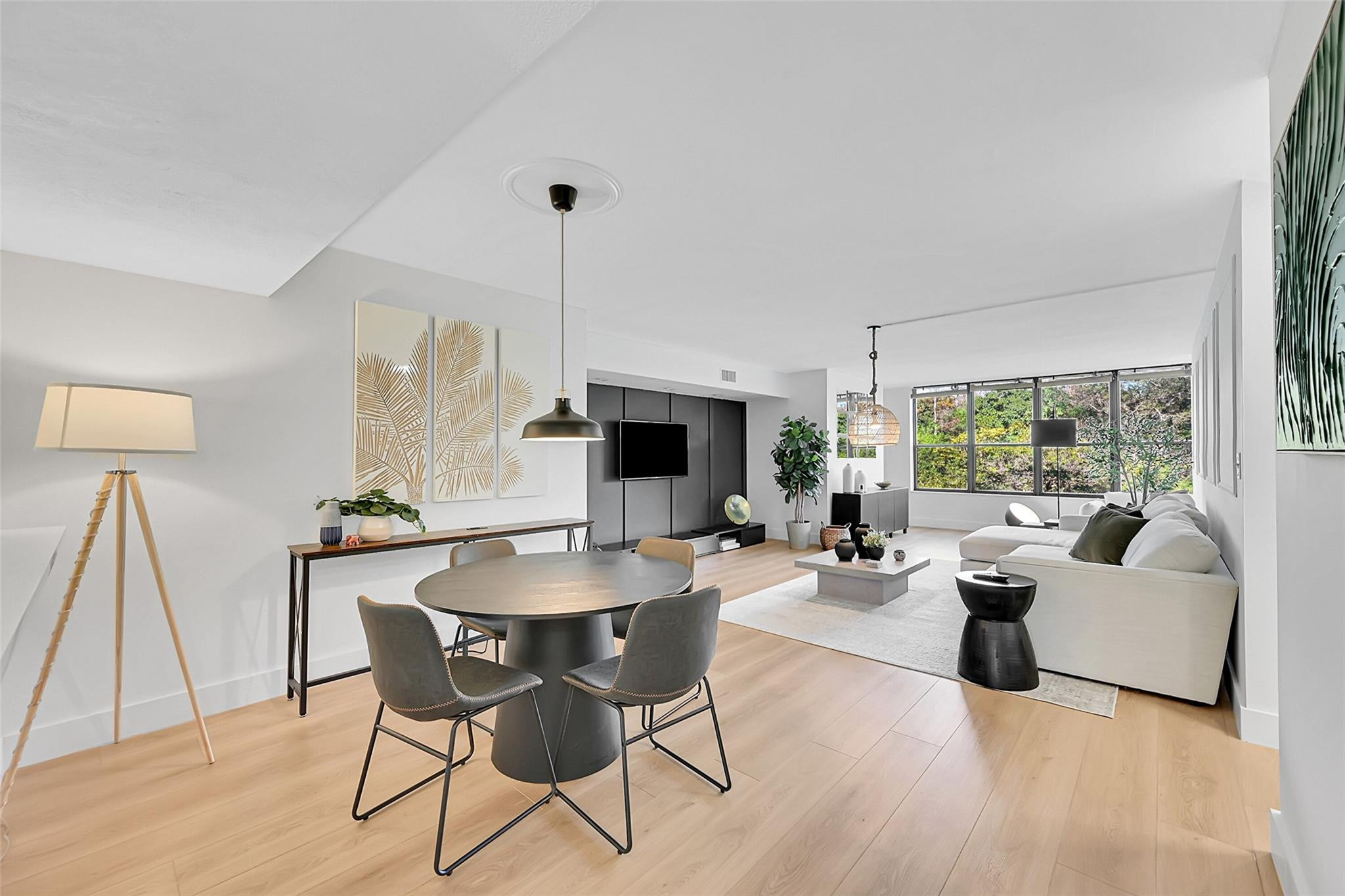 2660 Carambola Cir N 202