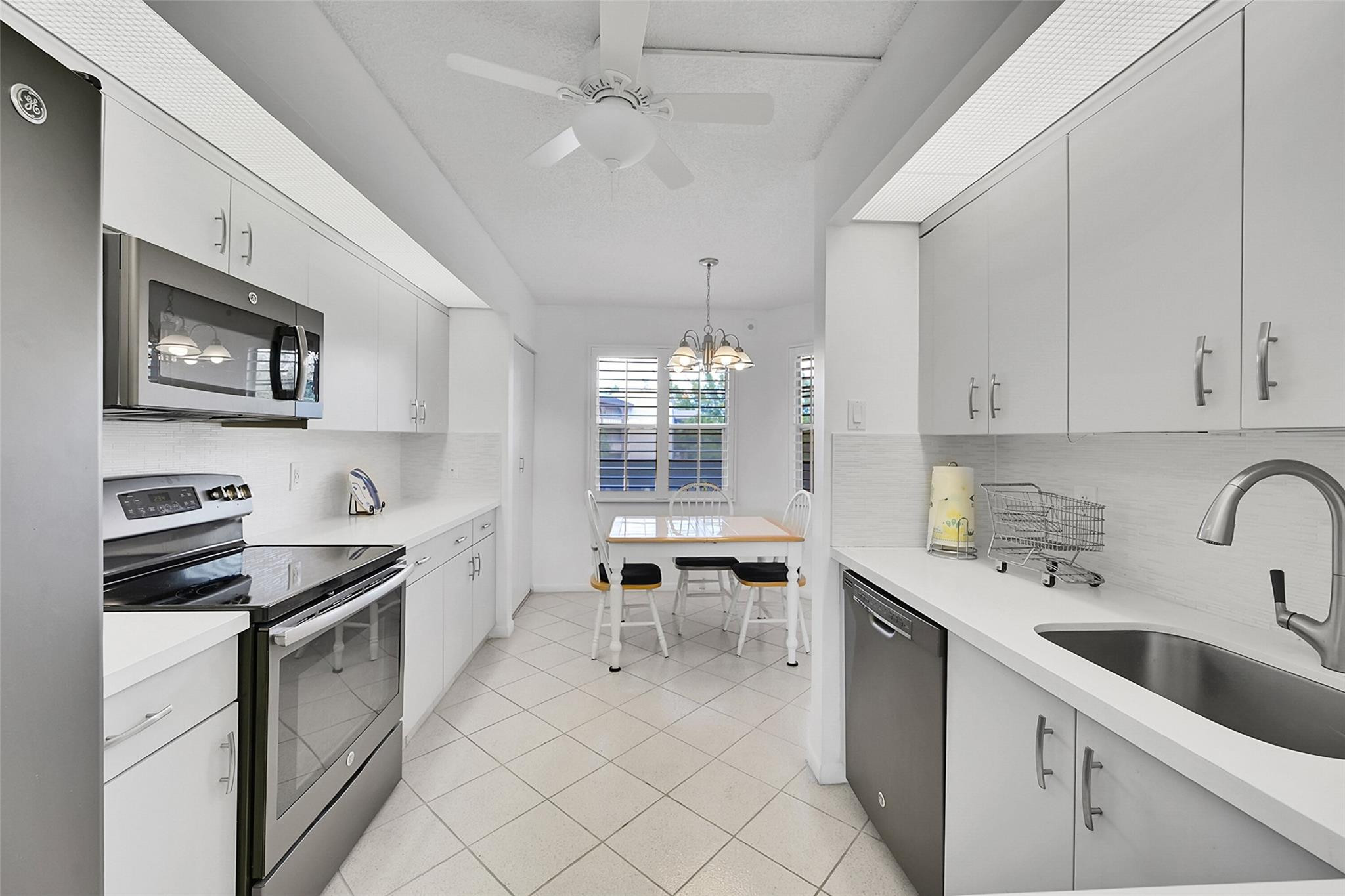 1702 Andros Isle L3