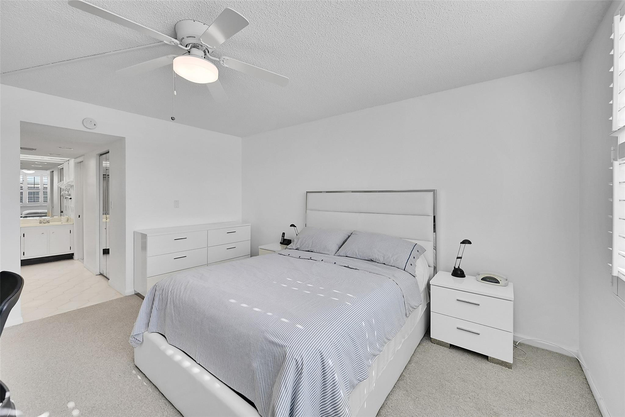 1702 Andros Isle L3