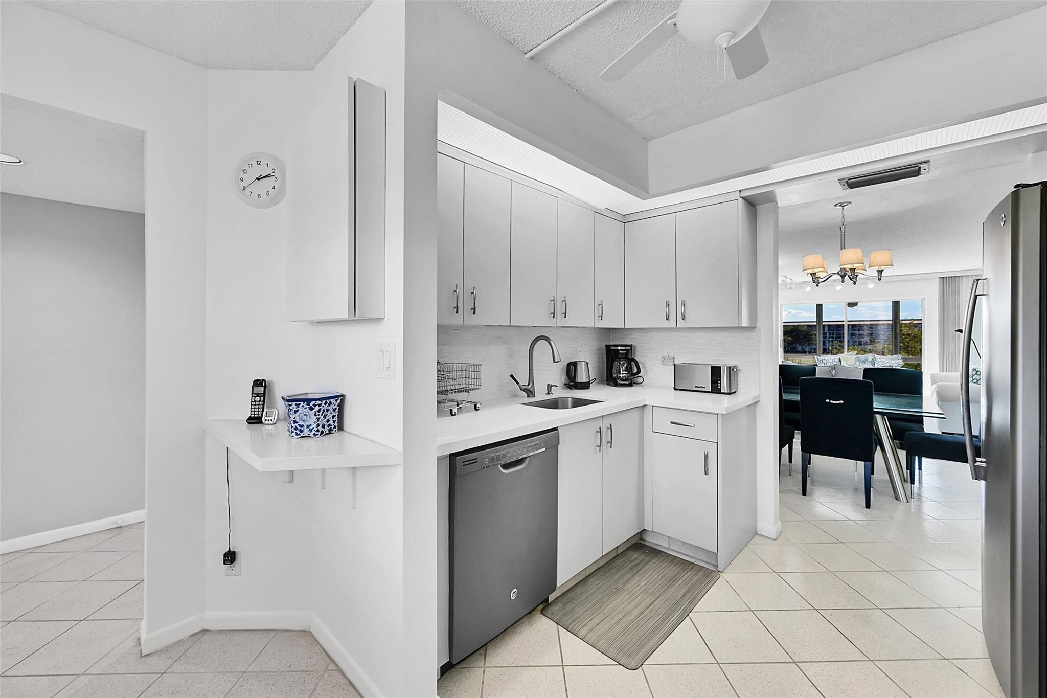 1702 Andros Isle L3