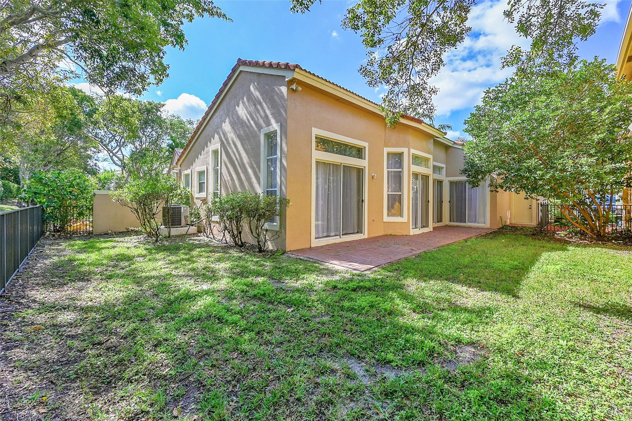 5875 NW 119th Dr
