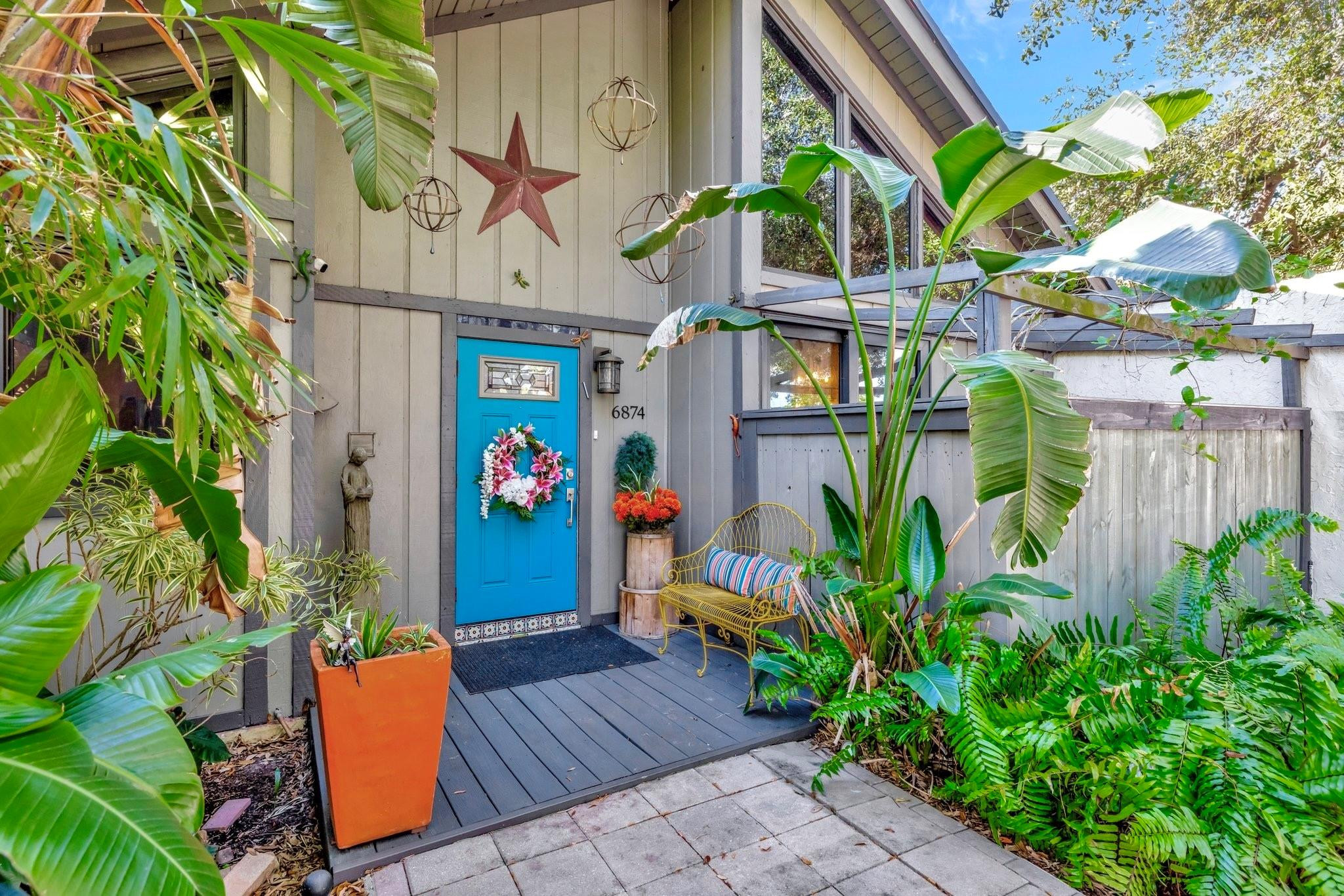 6874 NW 30th Ave