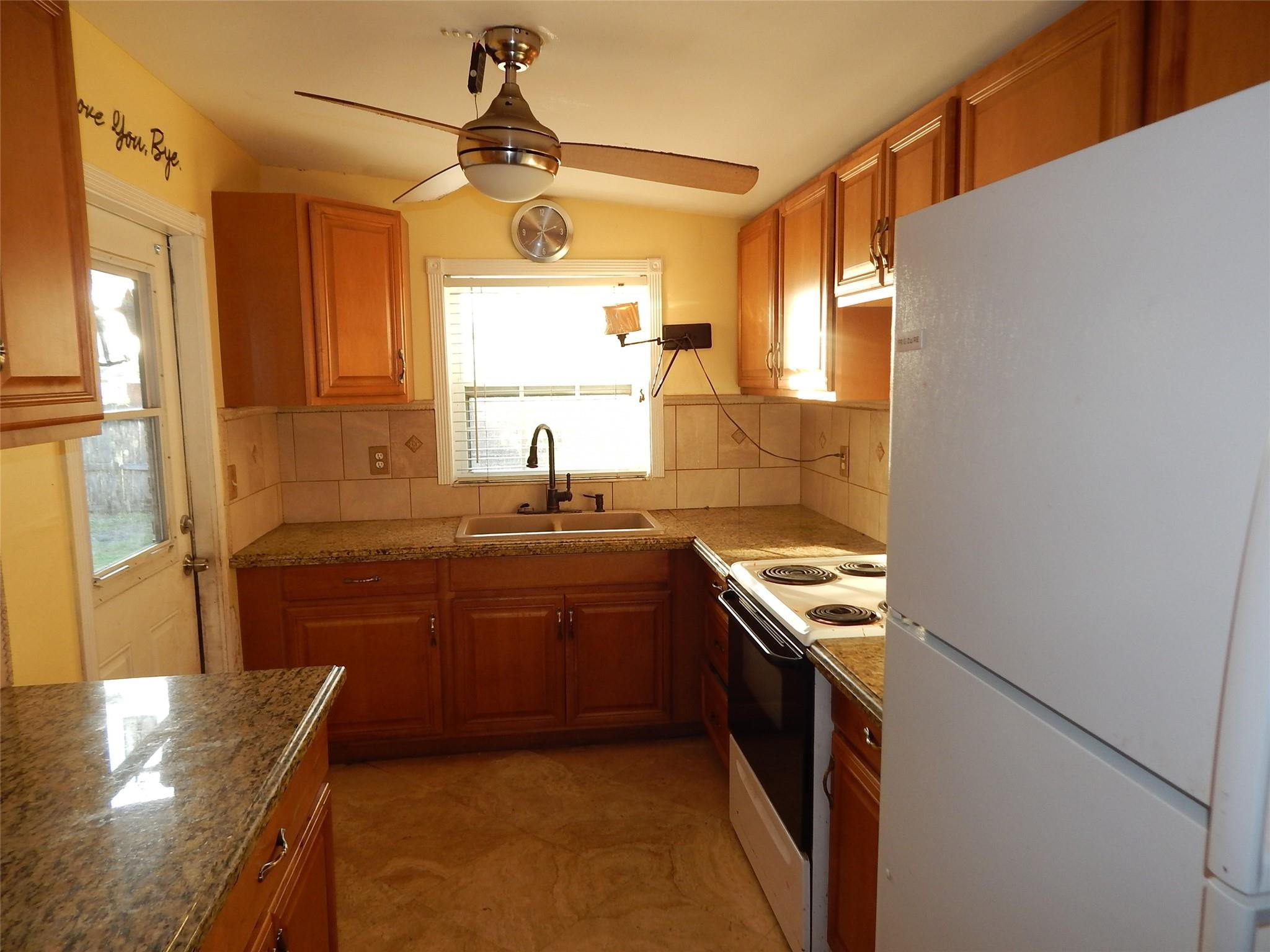 3927 Allison Ct