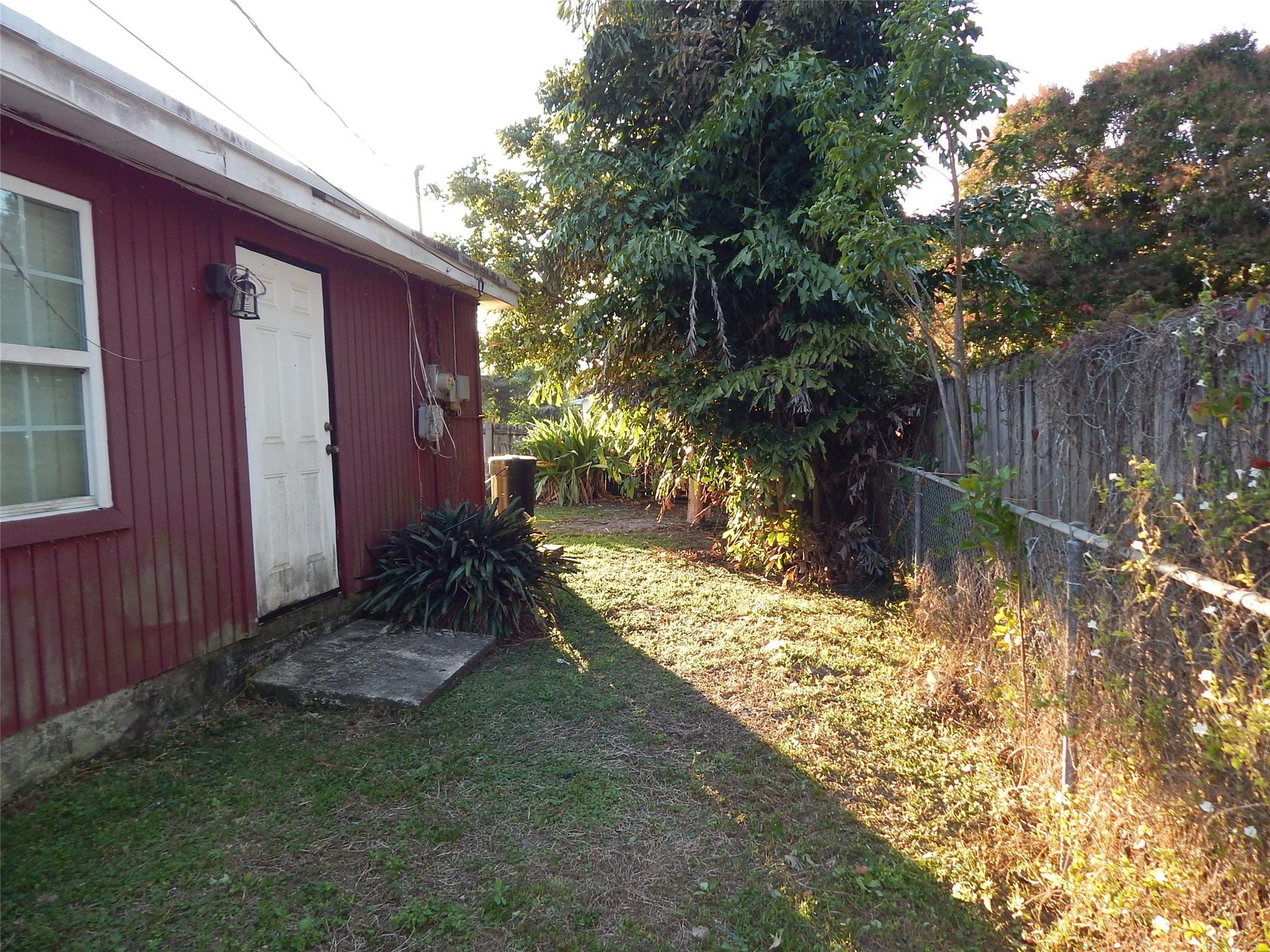 3927 Allison Ct
