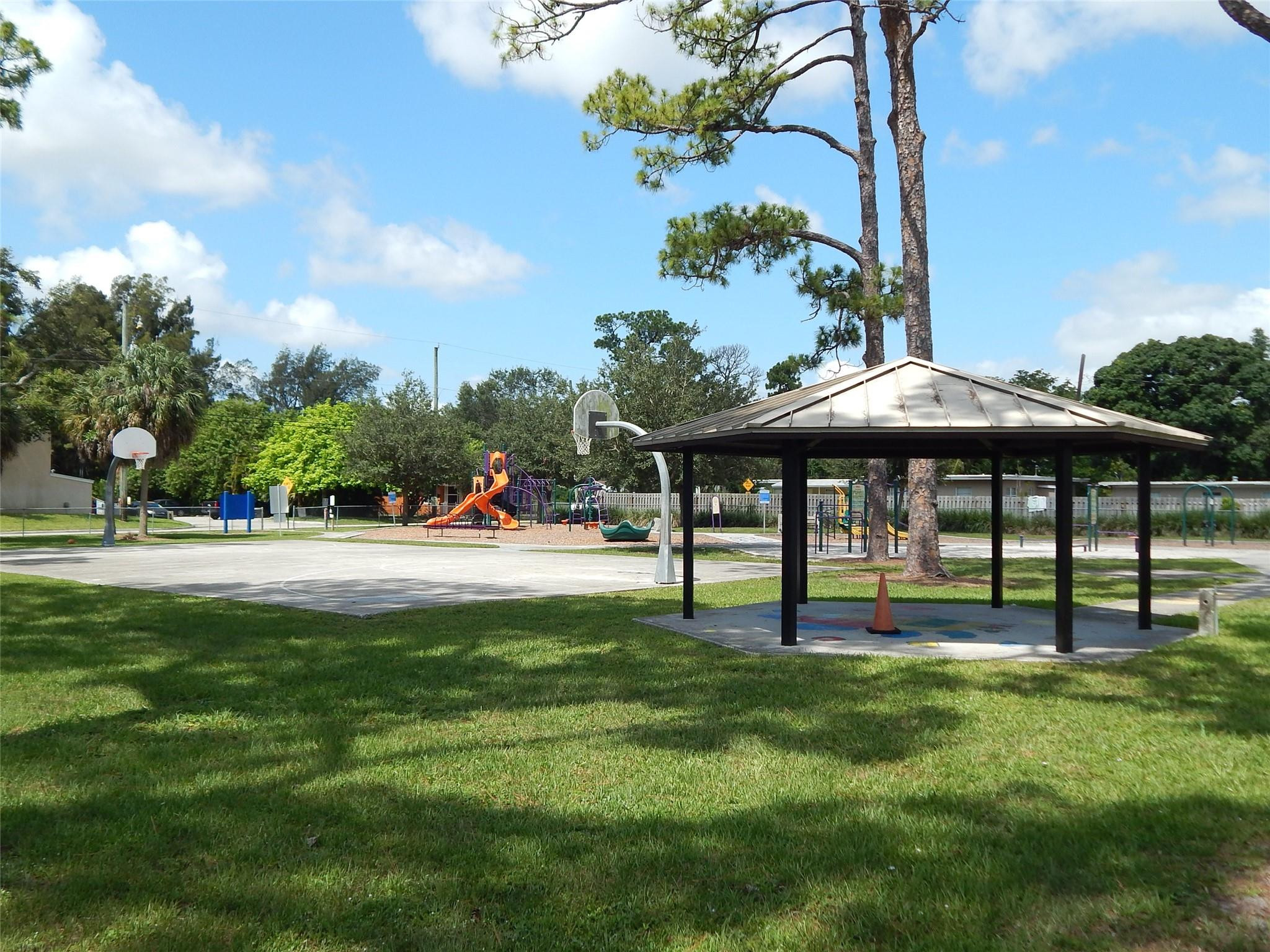 3927 Allison Ct
