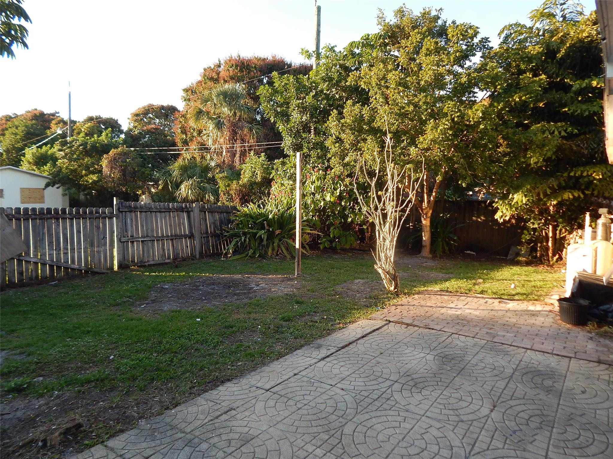 3927 Allison Ct
