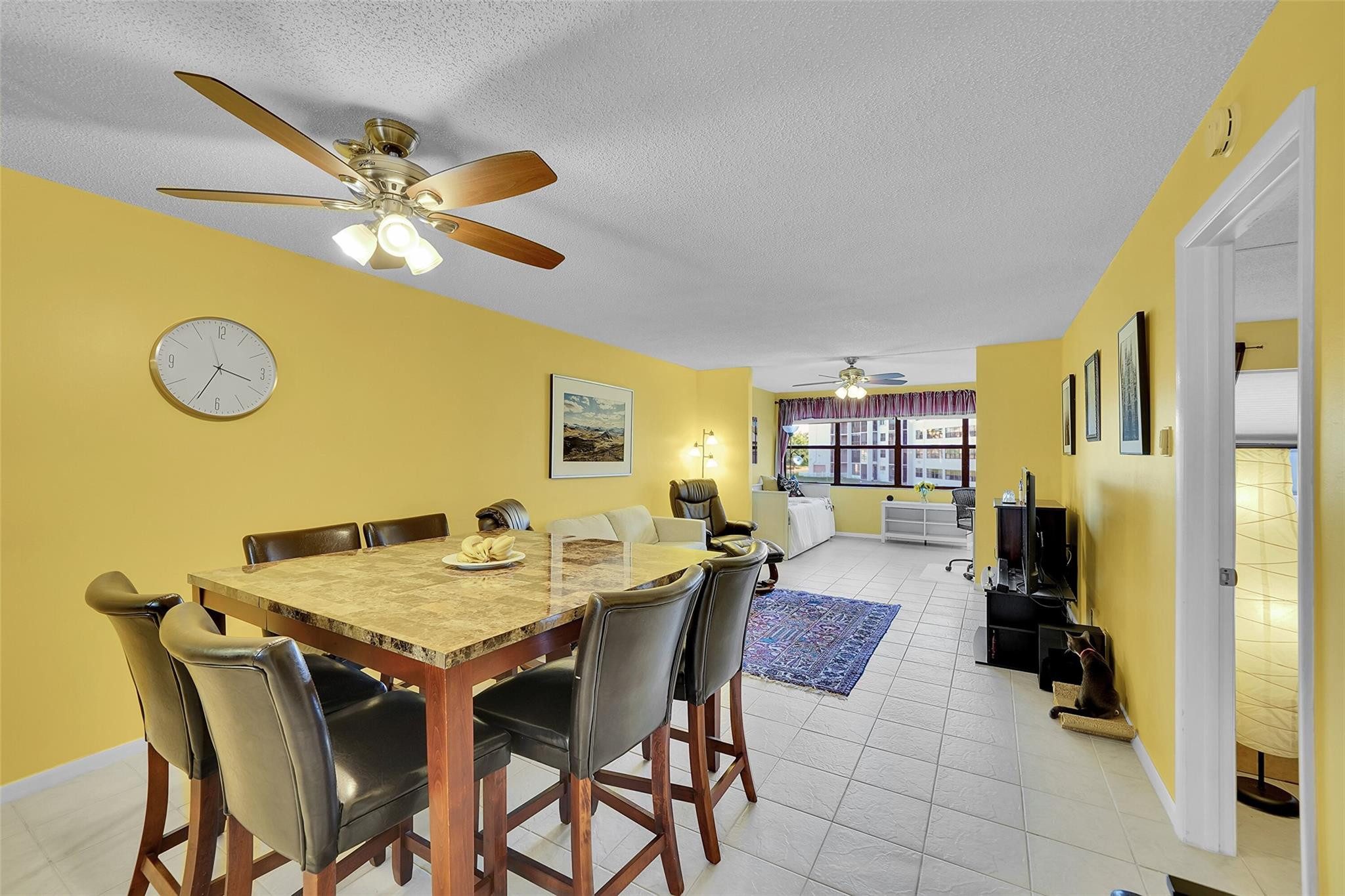 10123 Lakes Blvd 206