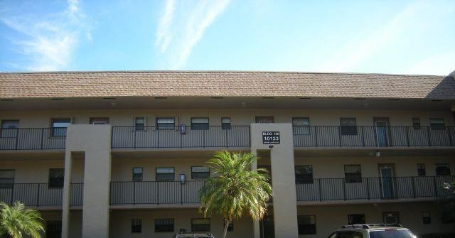 10123 Lakes Blvd 206