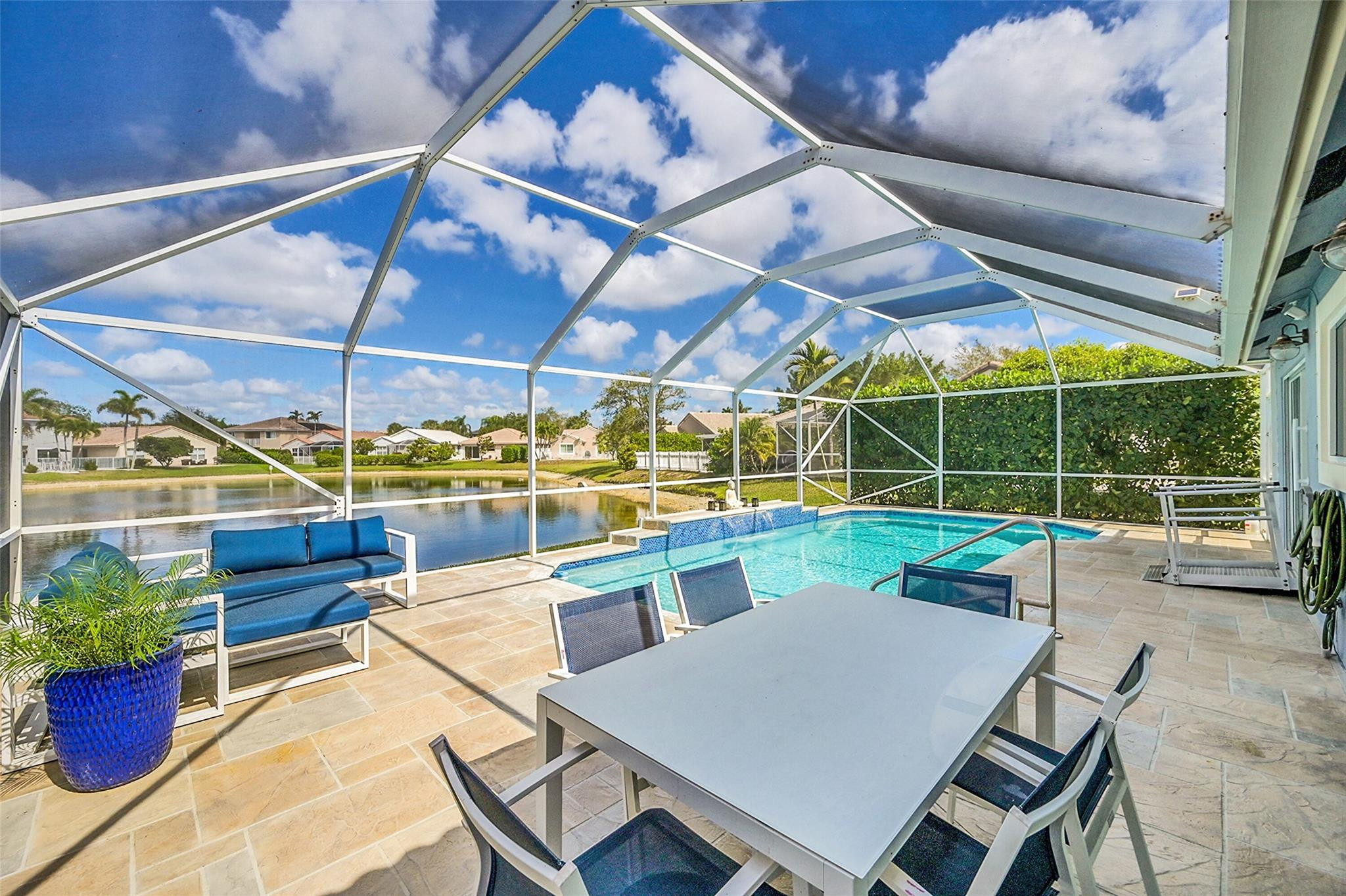 12321 NW 55th St