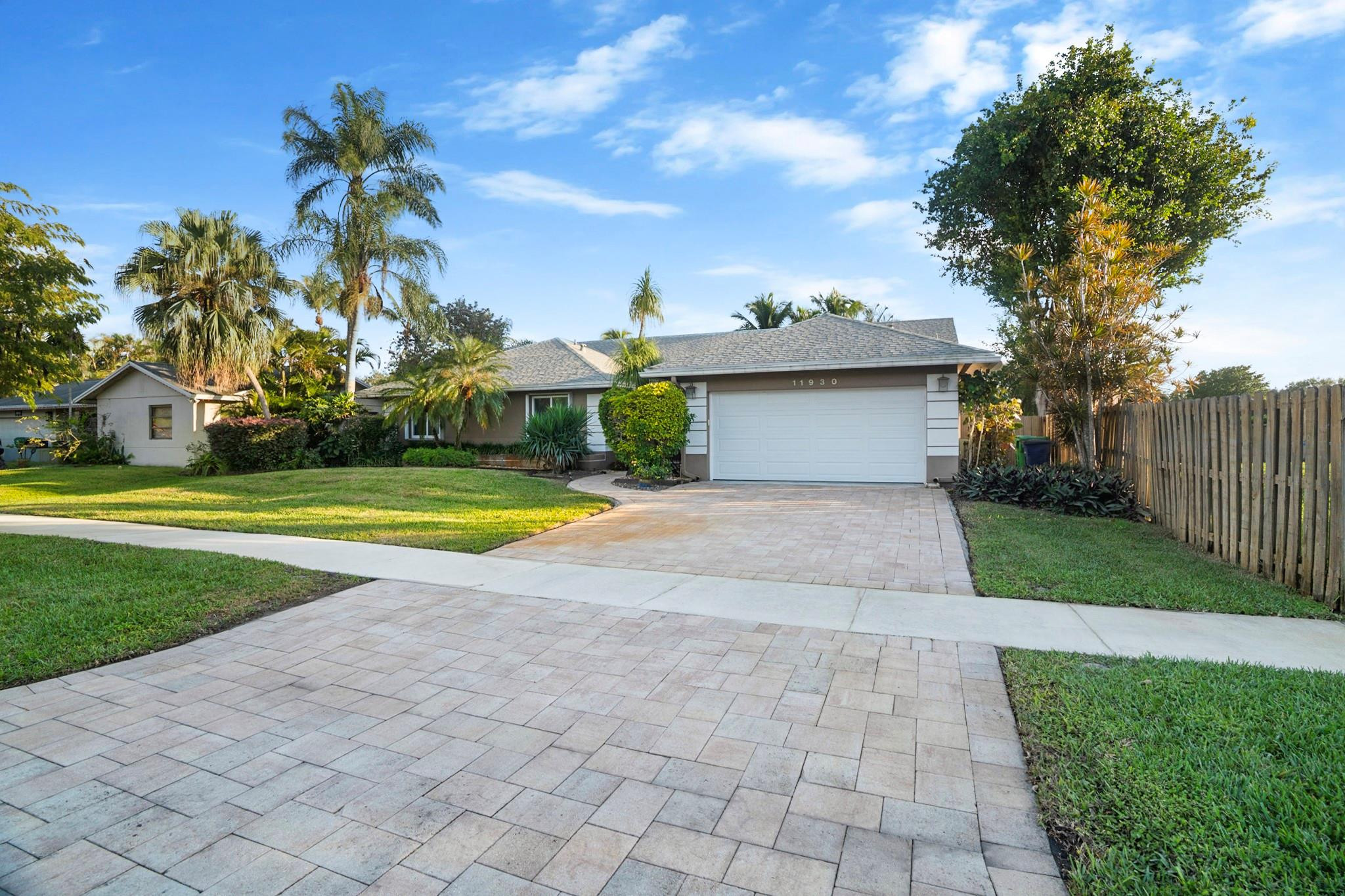 11930 SW 56th St