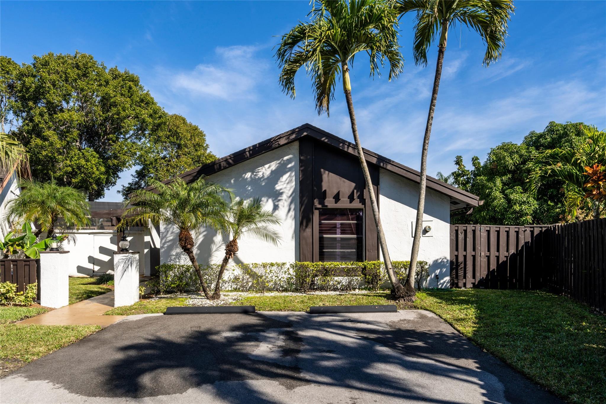 1510 Flamingo Ct