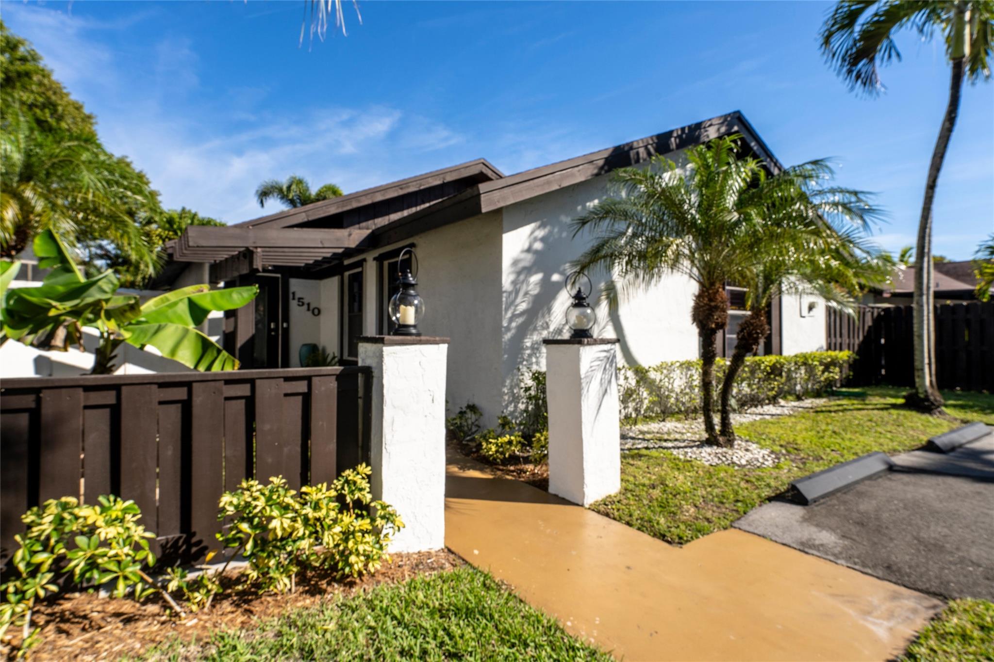 1510 Flamingo Ct