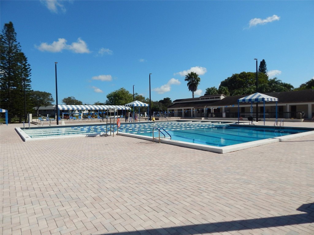 2615 N Carambola Cir 1701