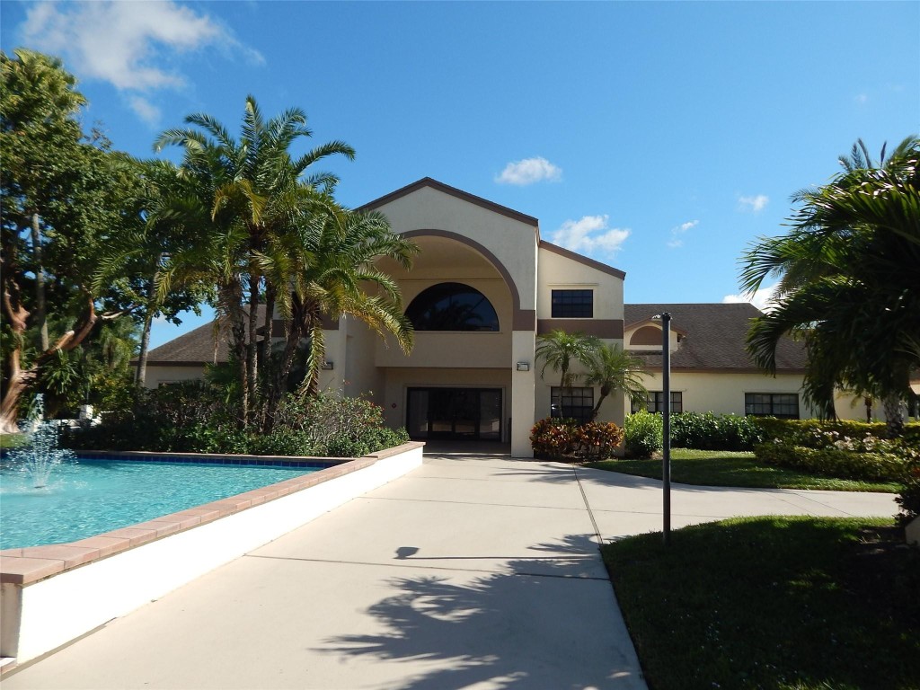 2615 N Carambola Cir 1701