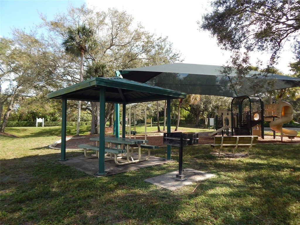 2615 N Carambola Cir 1701