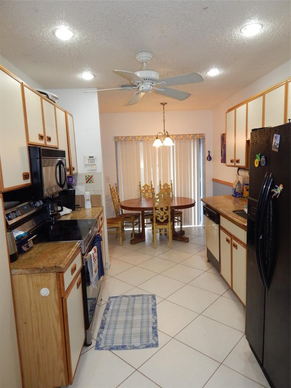 2615 N Carambola Cir 1701