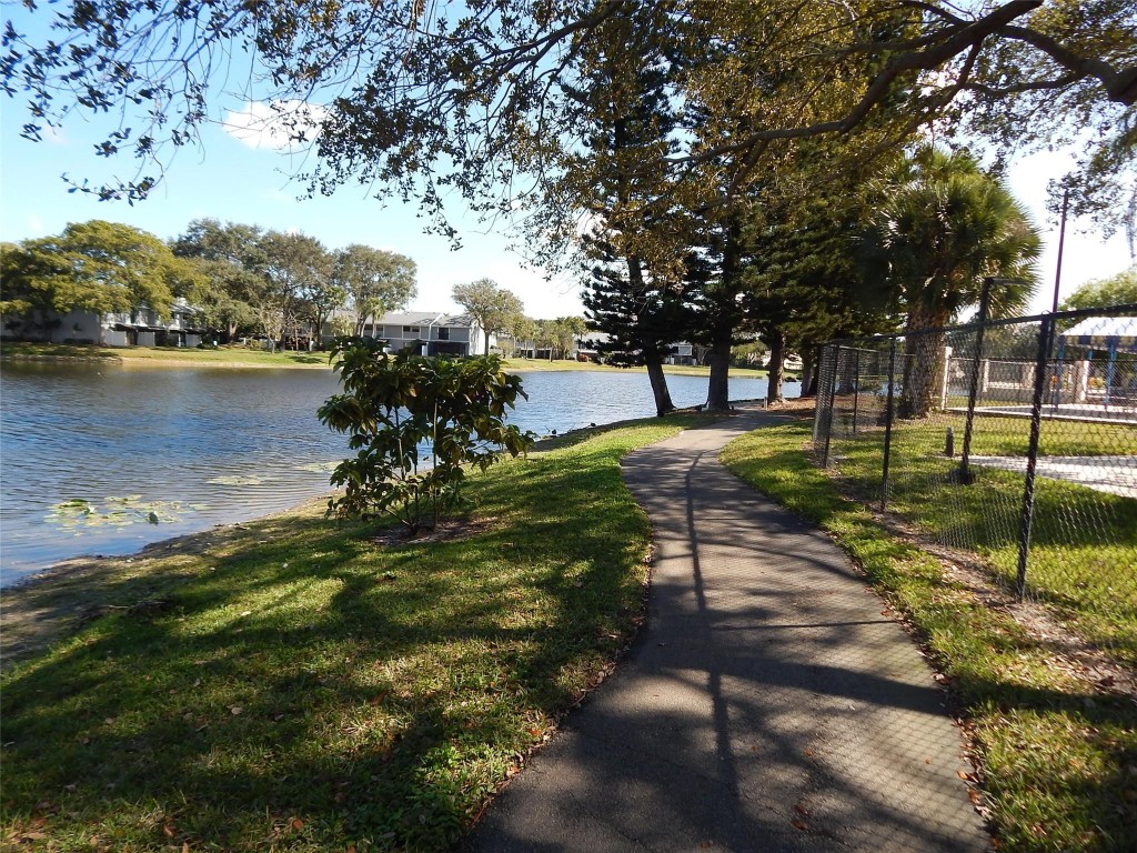 2615 N Carambola Cir 1701