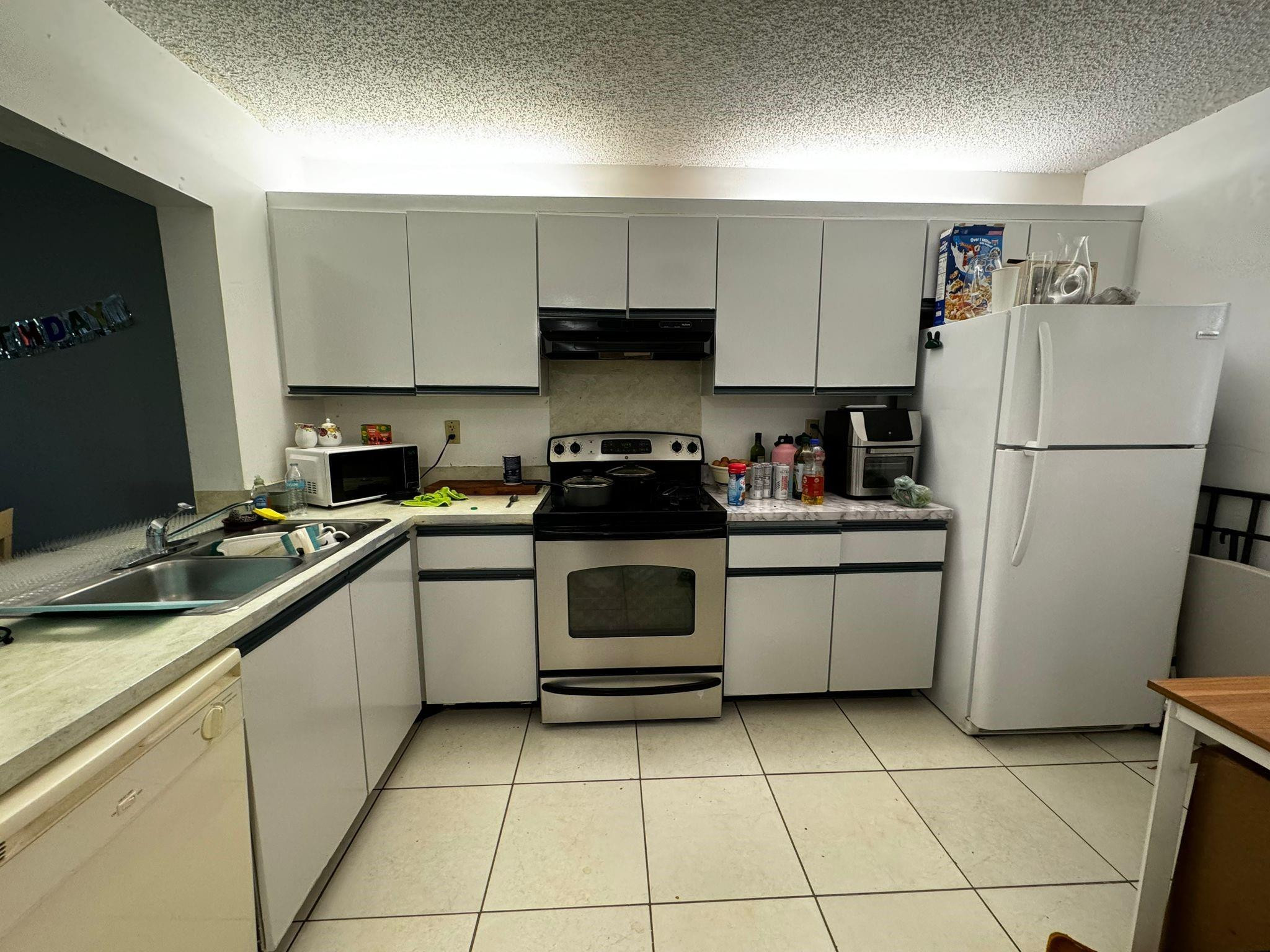 9044 NW 28th Dr 3-205