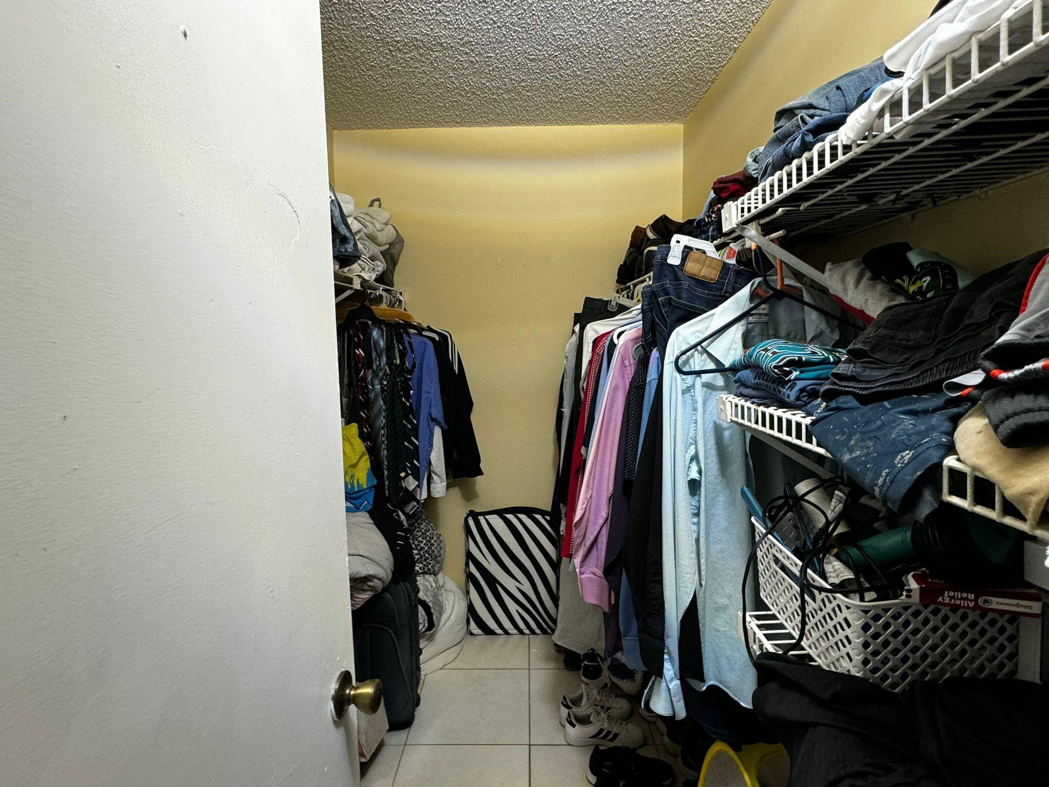 9044 NW 28th Dr 3-205