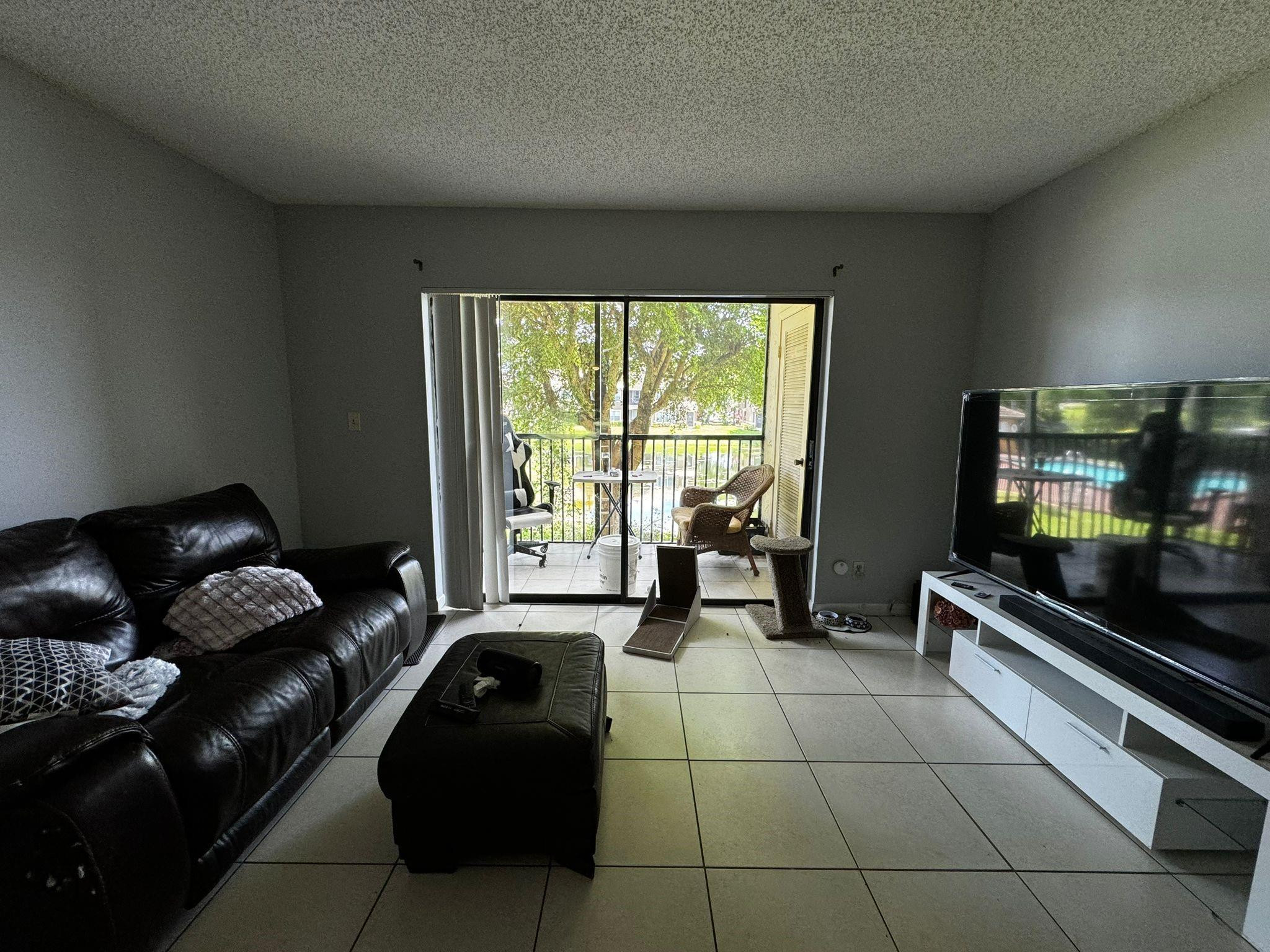 9044 NW 28th Dr 3-205