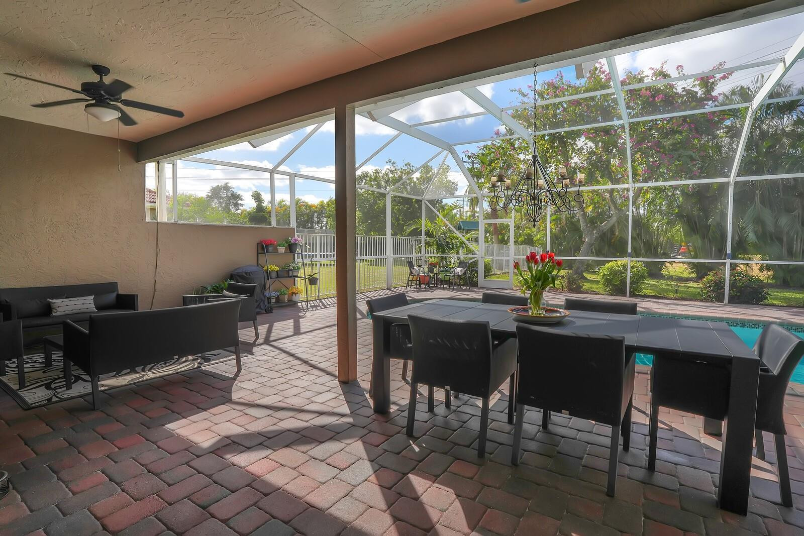 10960 La Salinas Cir