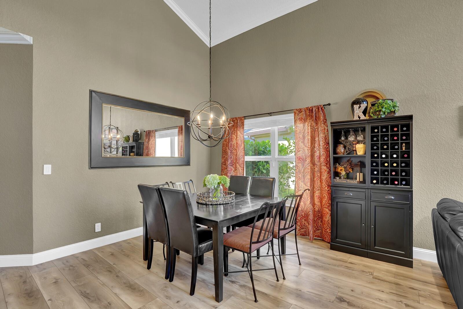 10960 La Salinas Cir