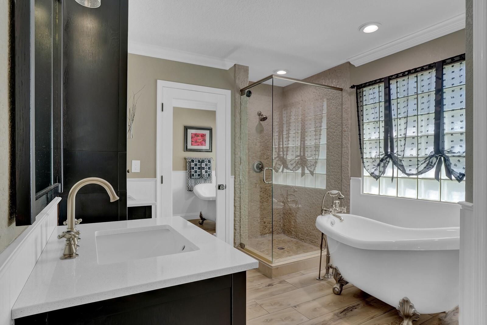 10960 La Salinas Cir