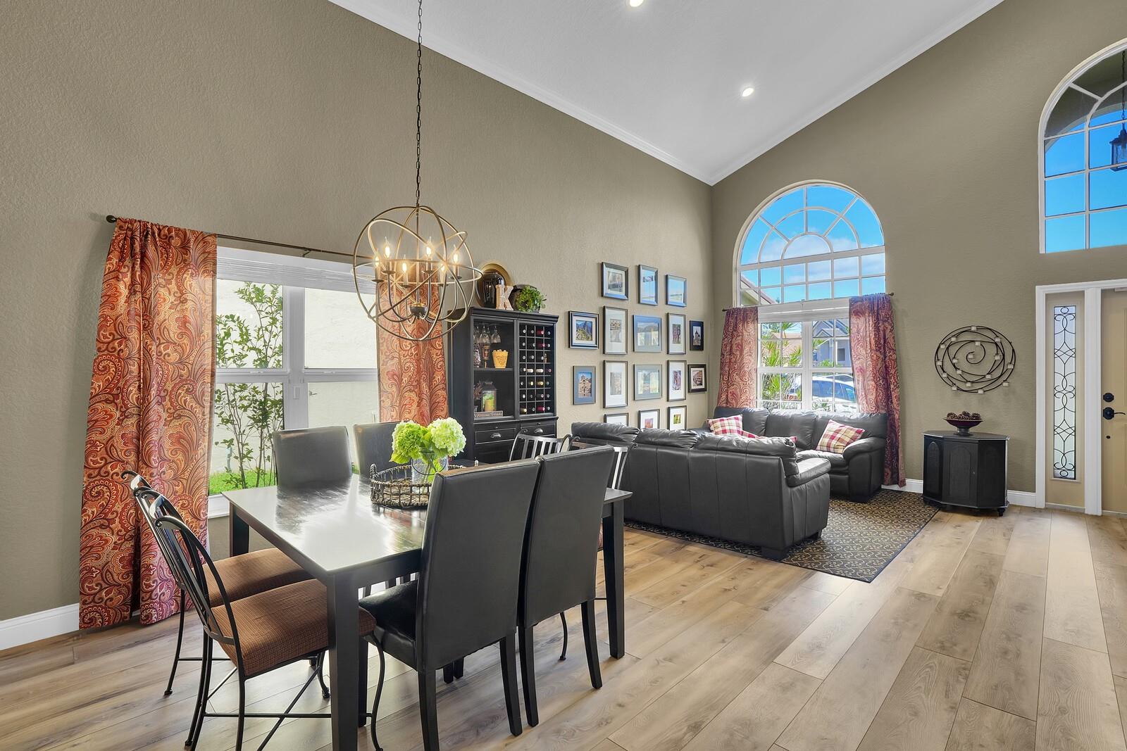 10960 La Salinas Cir