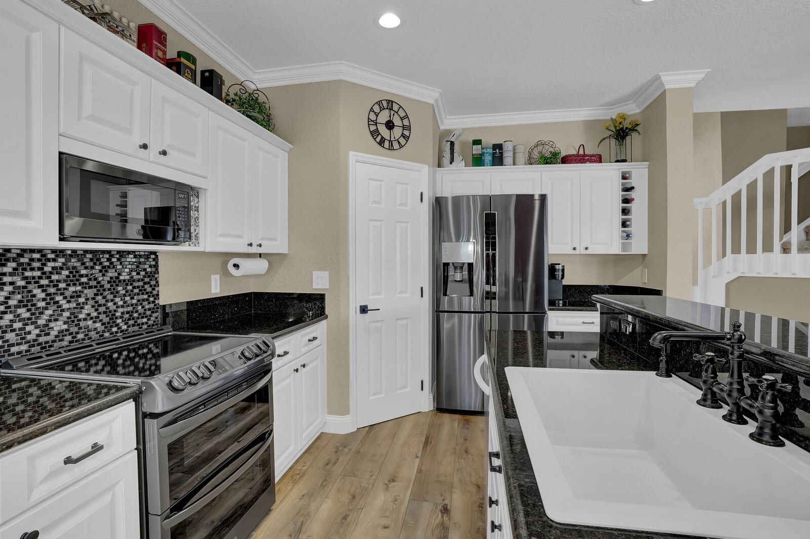 10960 La Salinas Cir