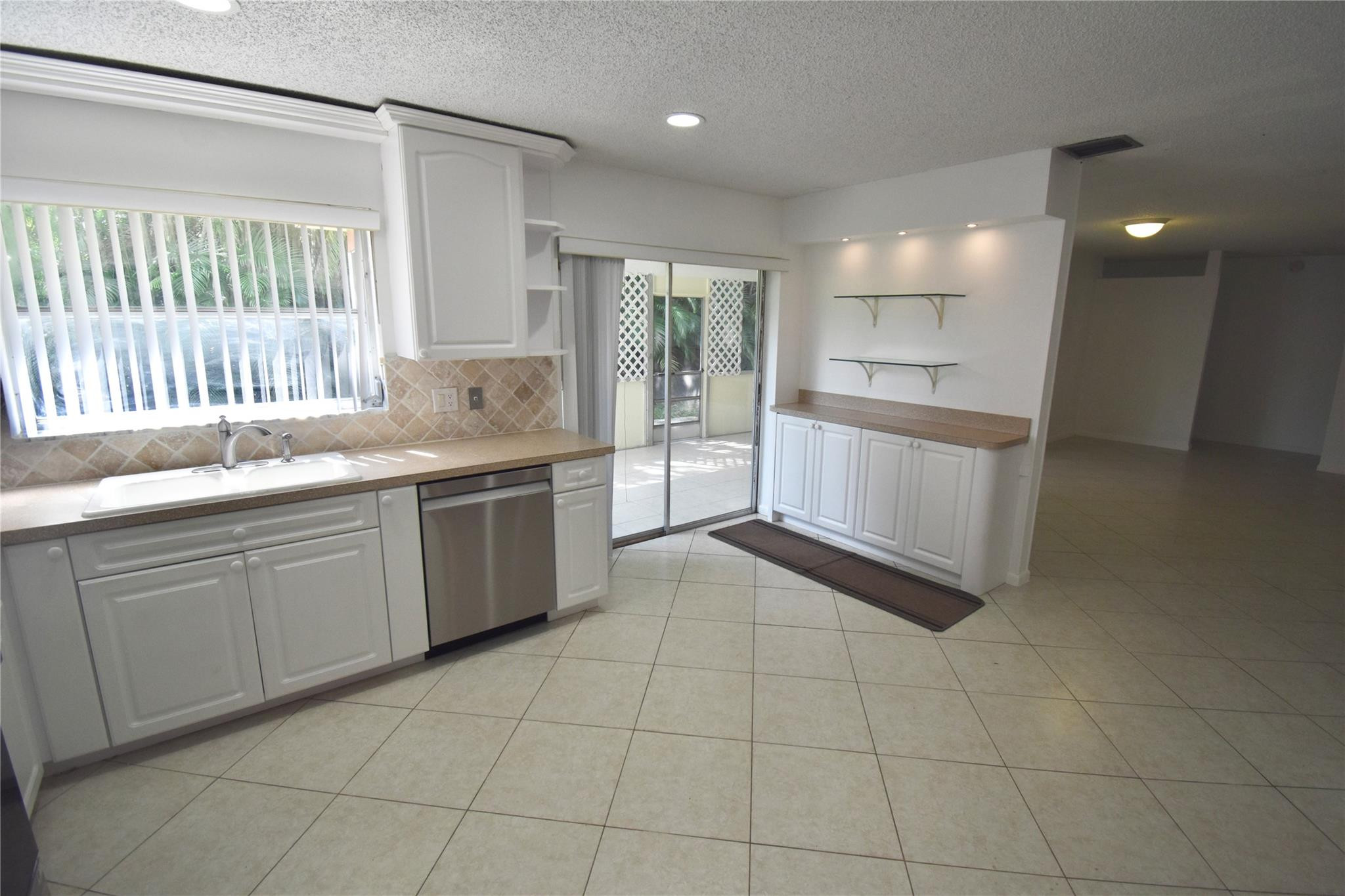 11540 NW 40th Ct