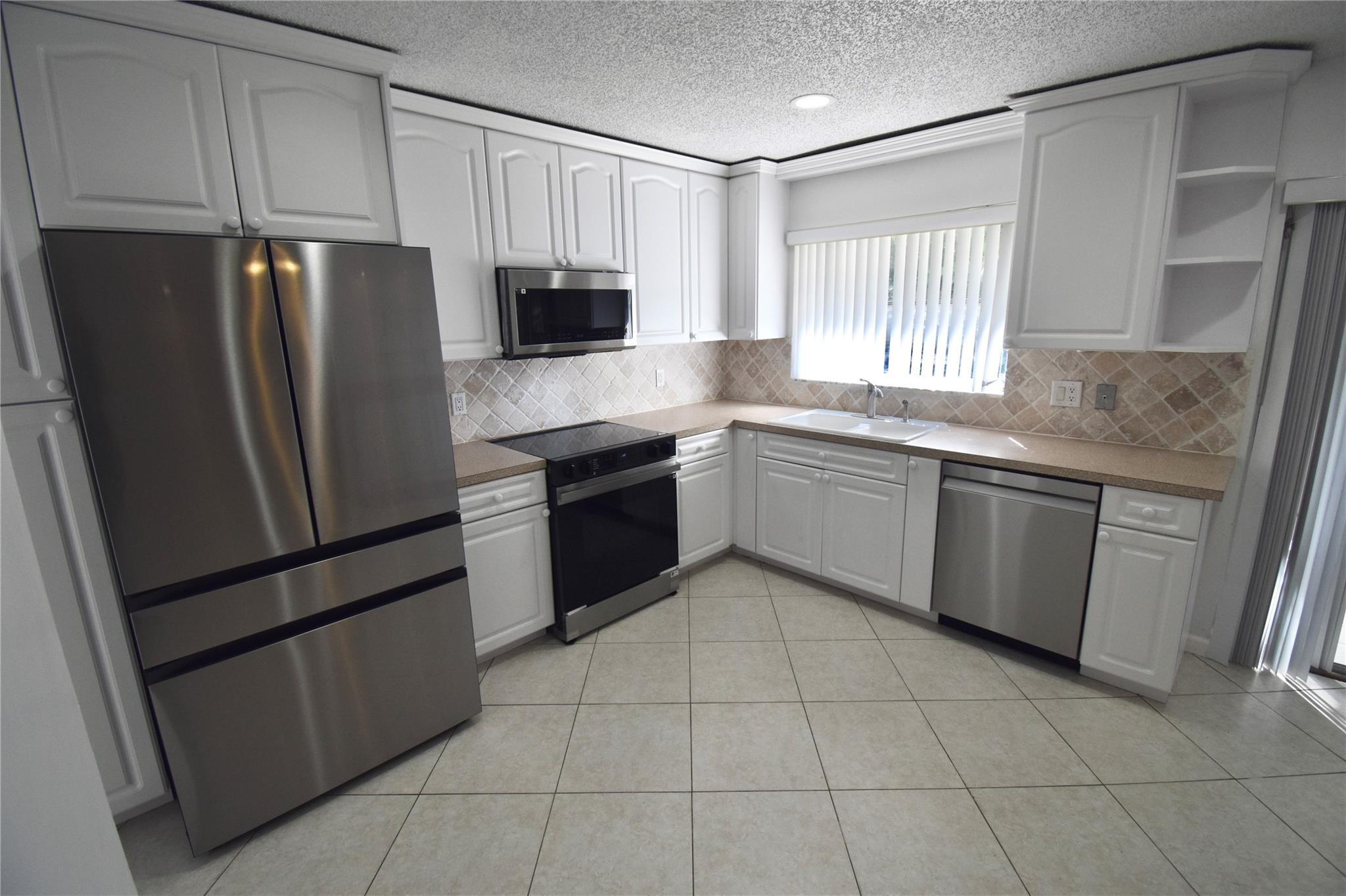 11540 NW 40th Ct