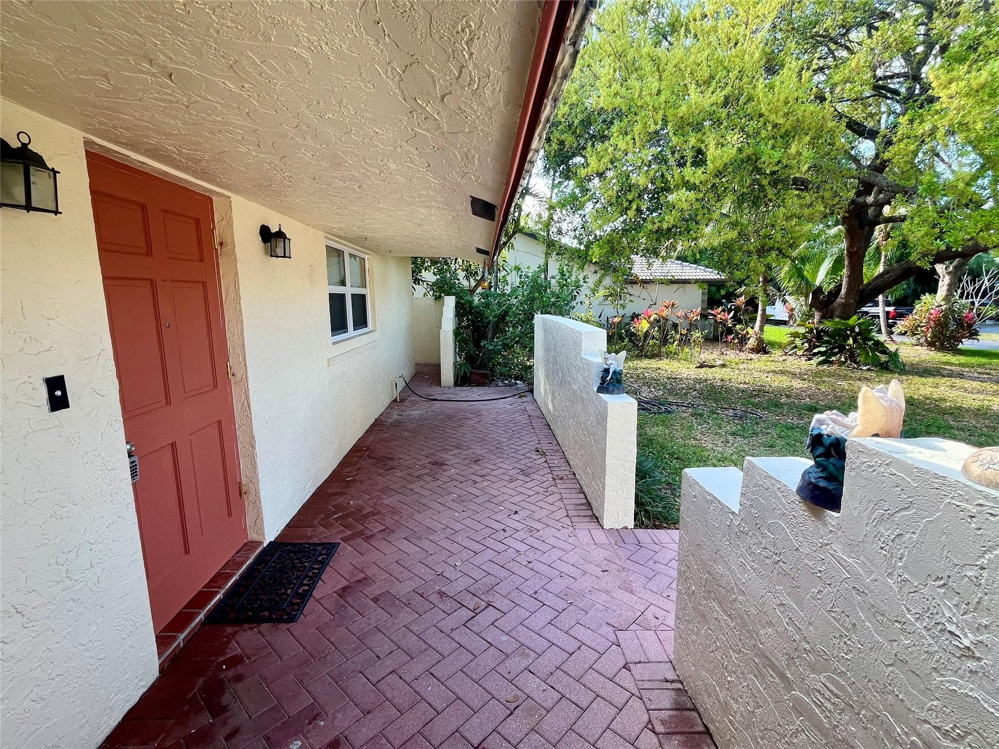 11540 NW 40th Ct