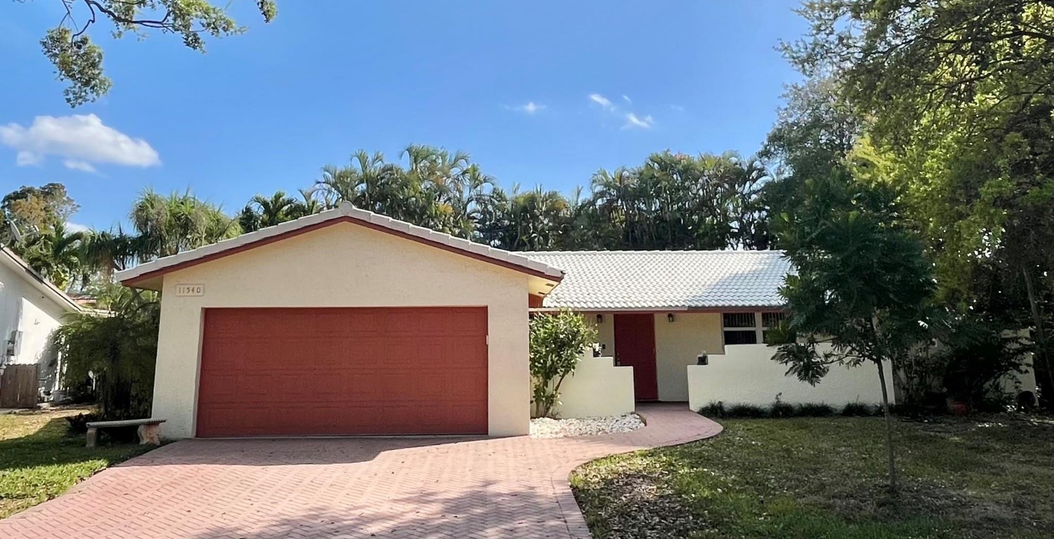 11540 NW 40th Ct