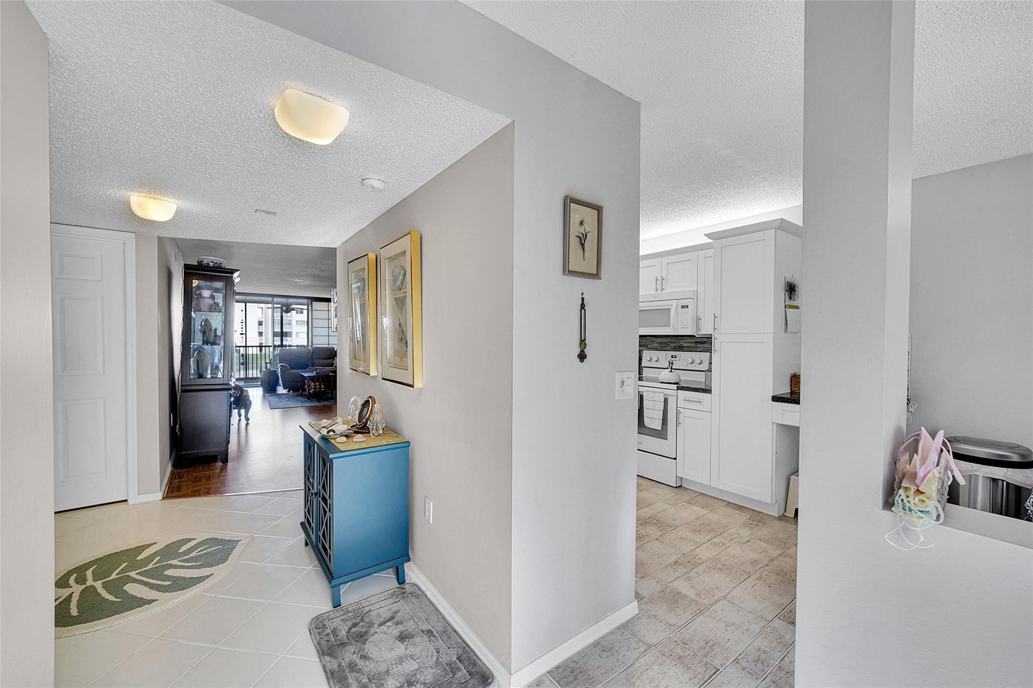 10111 NW 24th Pl 204