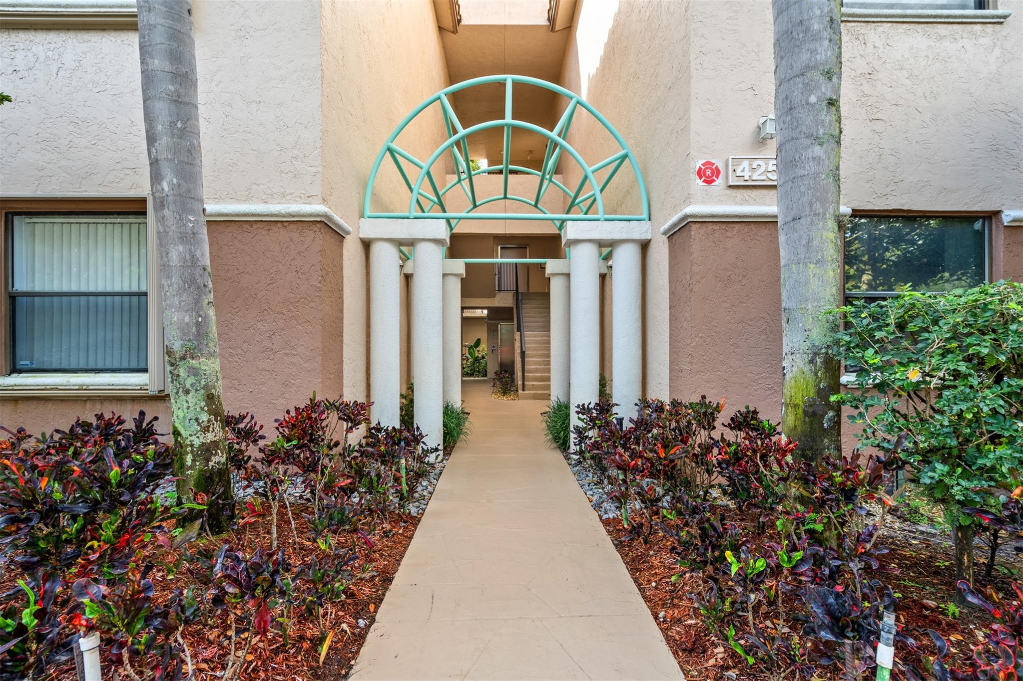 4250 NW 30th St 358