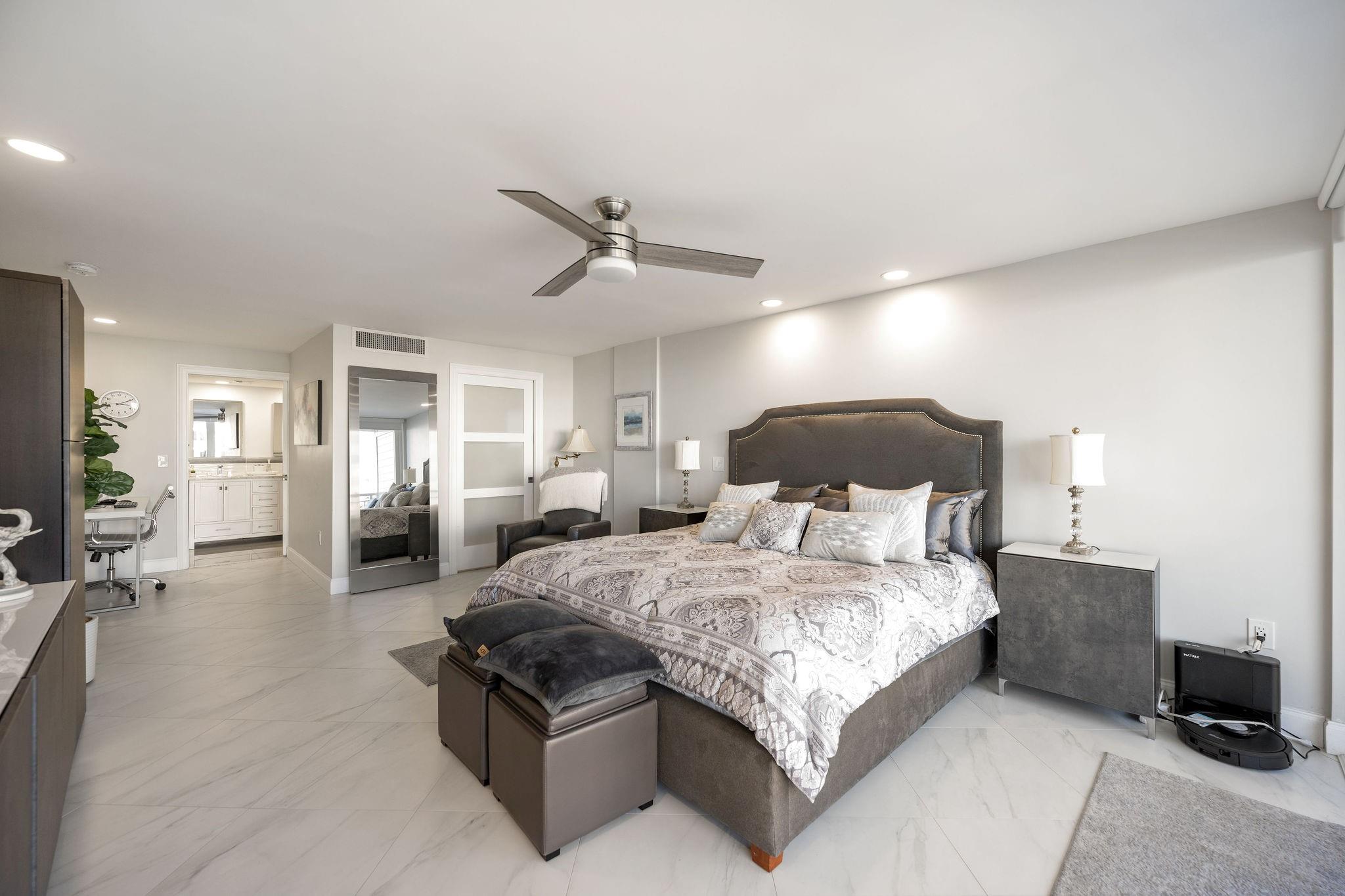 3546 S Ocean Blvd 527