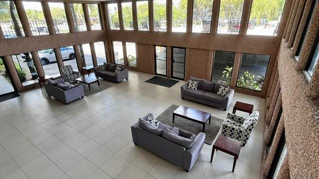 9440 SW 8 st 316