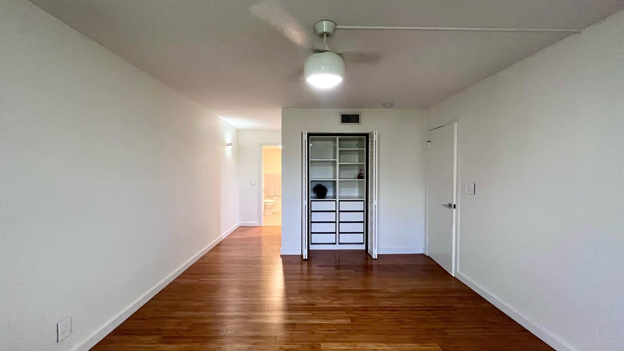 9440 SW 8 st 316