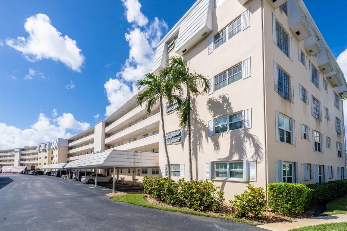 250 John F Kennedy Dr 104