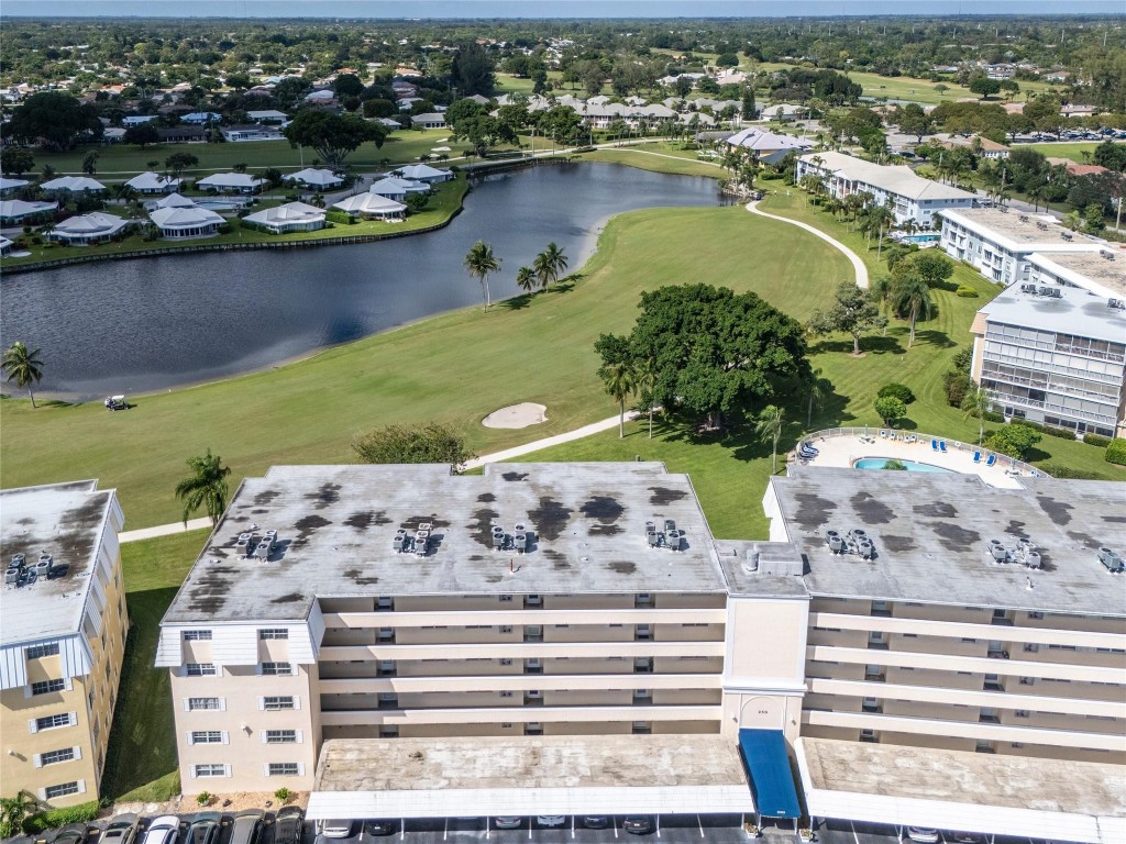 250 John F Kennedy Dr 104