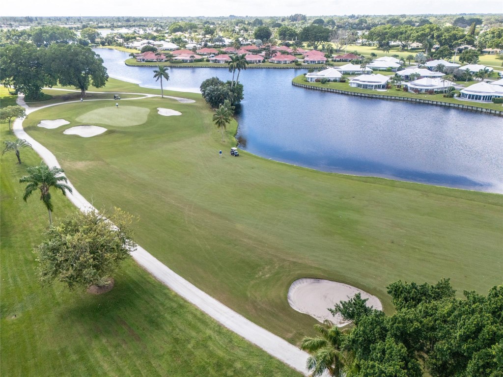 250 John F Kennedy Dr 104