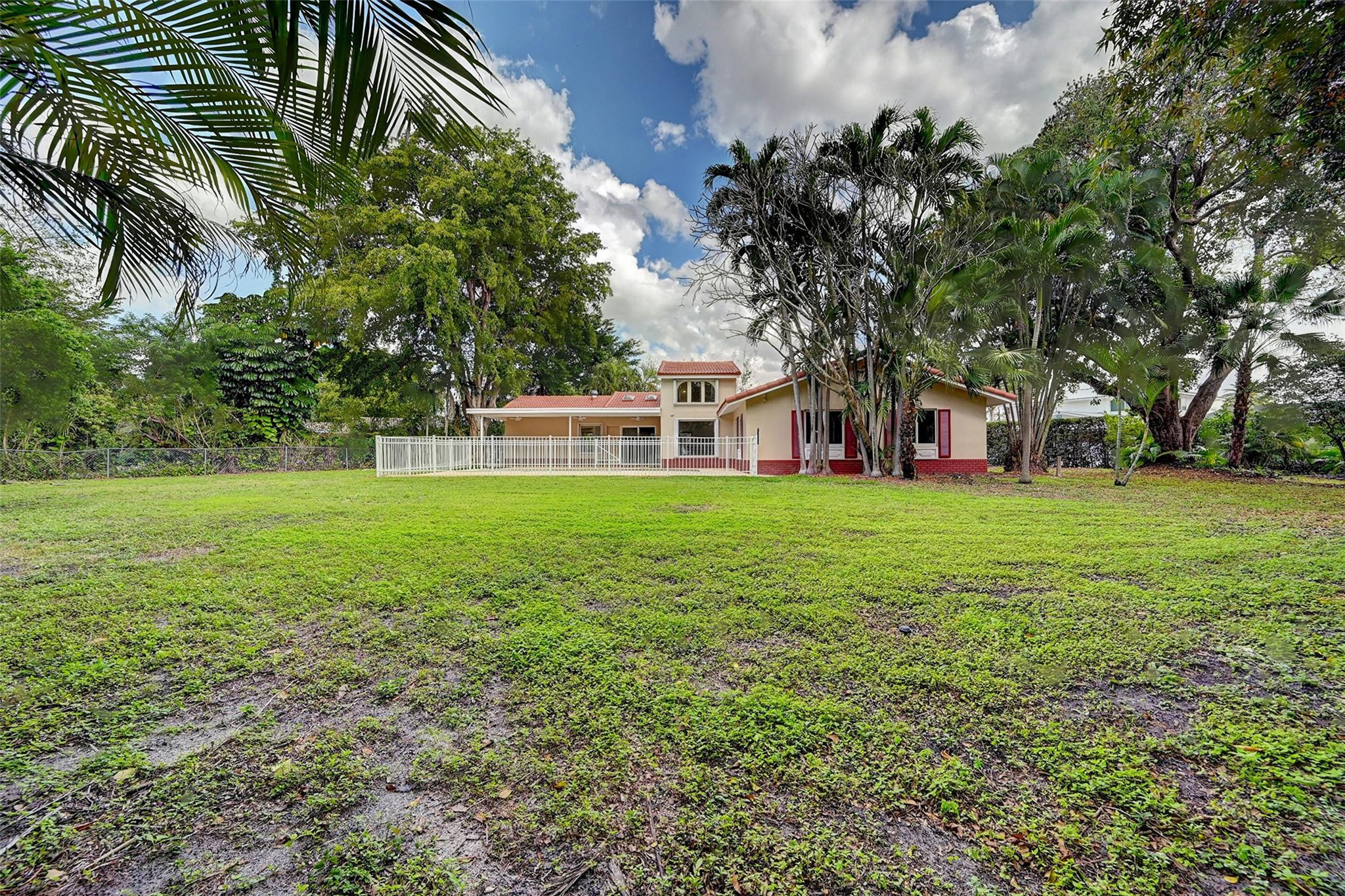 3560 NW 99th Ave