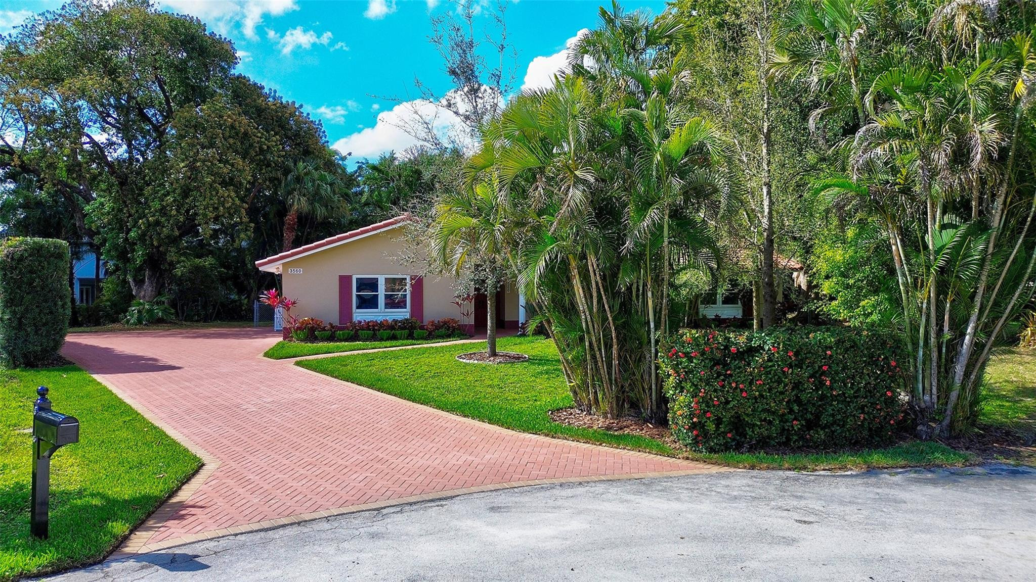 3560 NW 99th Ave