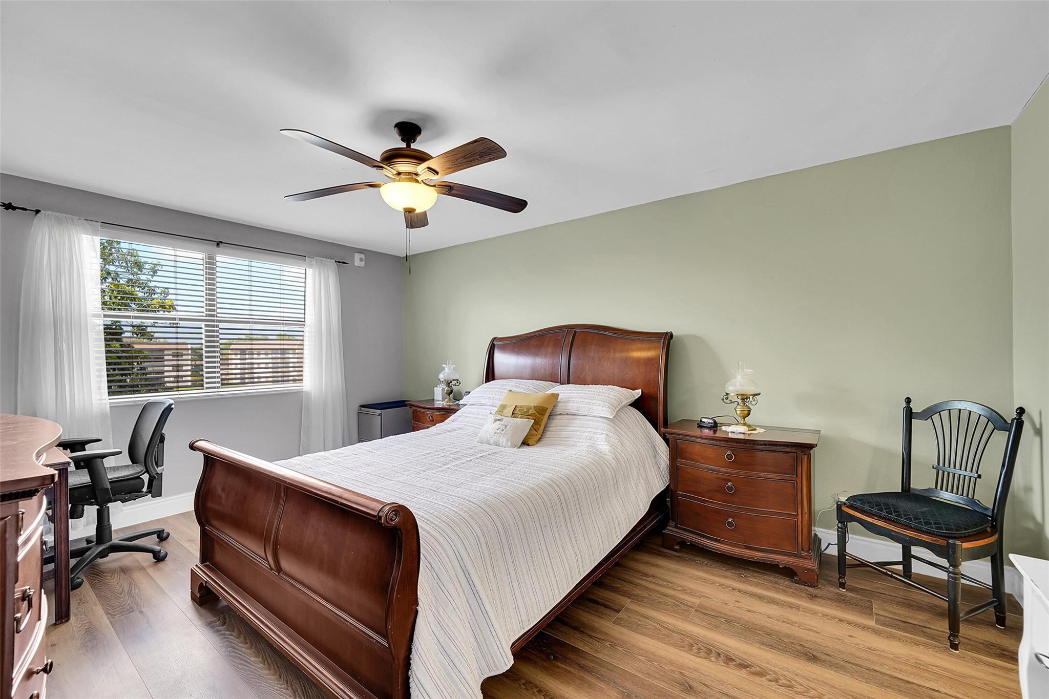 2981 N Nob Hill Rd 306