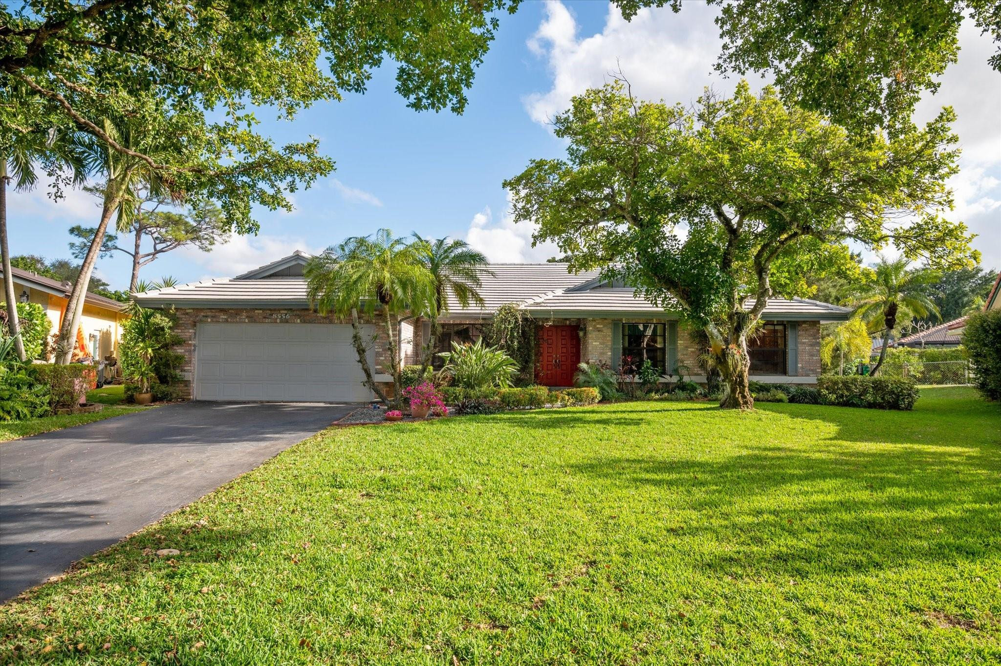 8556 NW 50th Dr