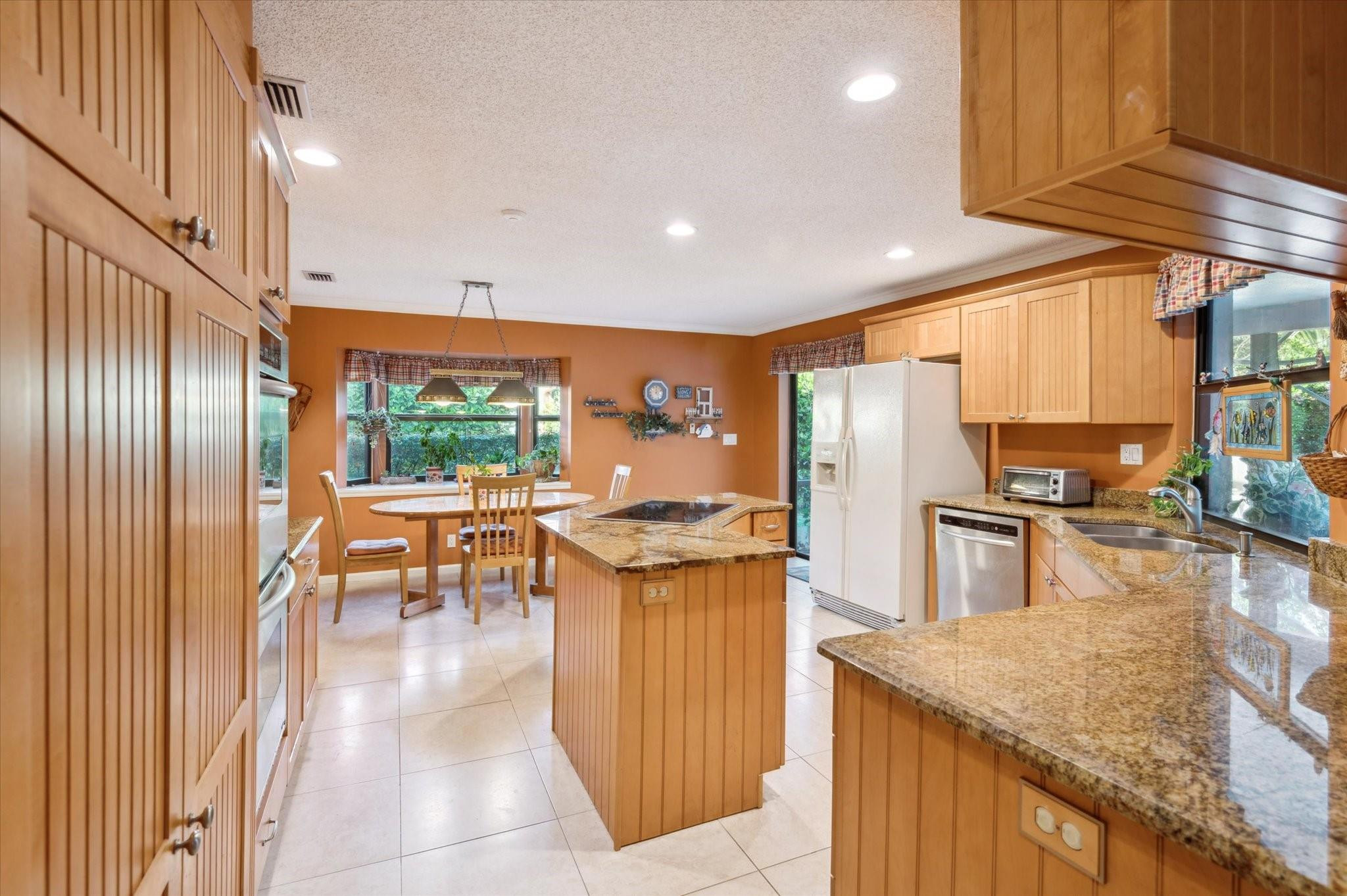 8556 NW 50th Dr