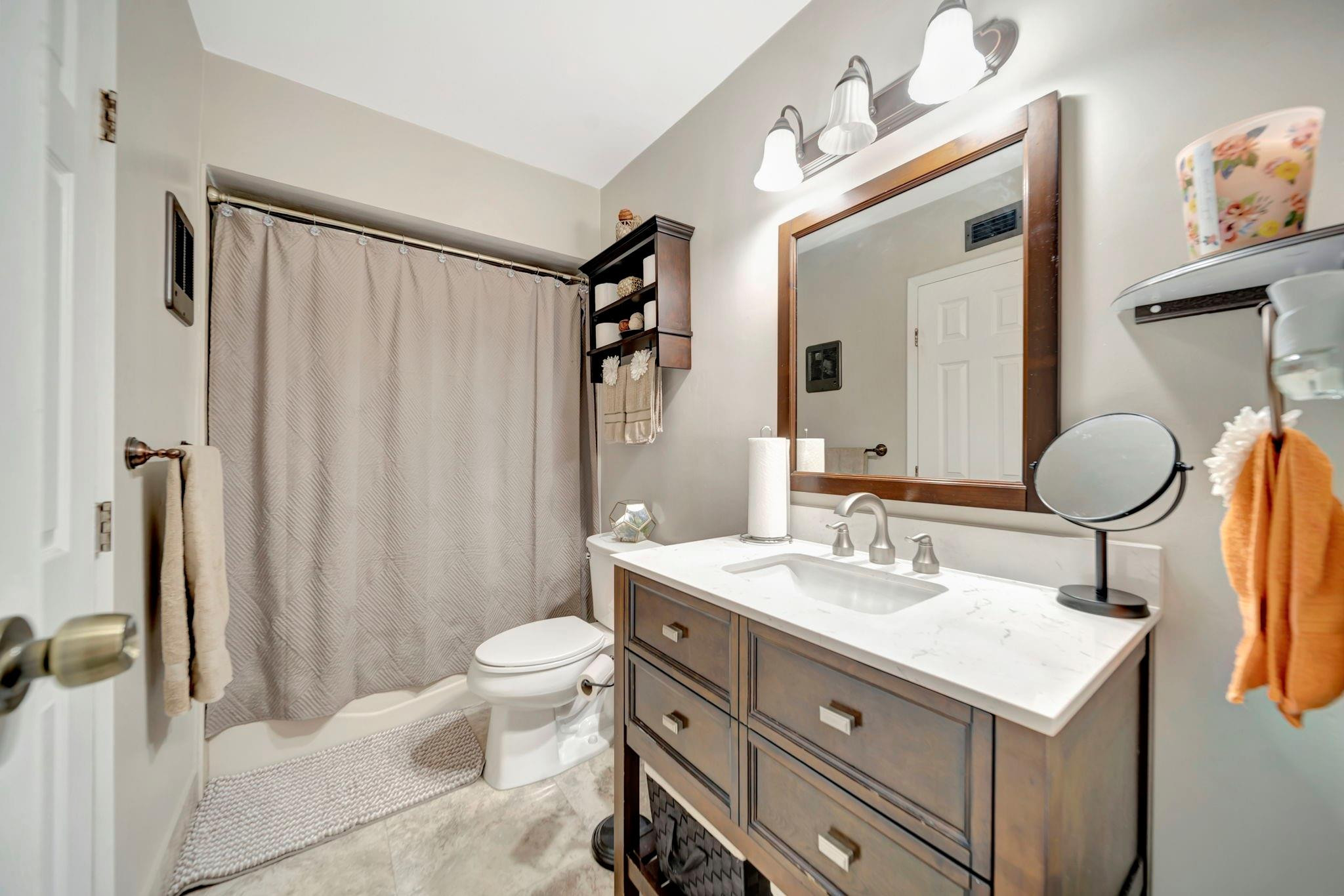 8397 N Missionwood Cir