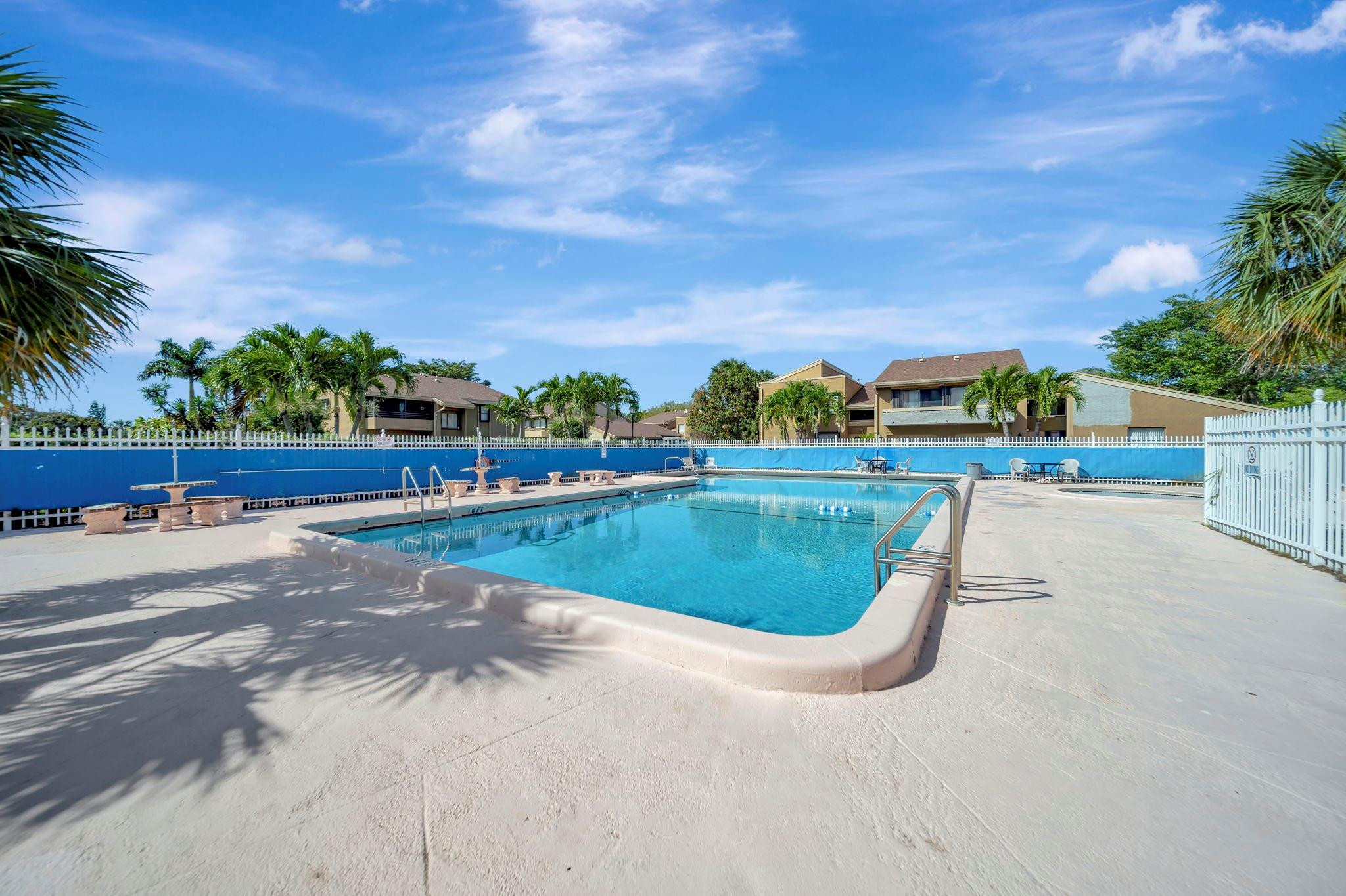 8397 N Missionwood Cir