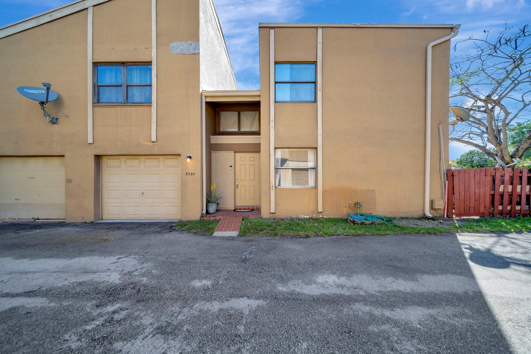 8397 N Missionwood Cir