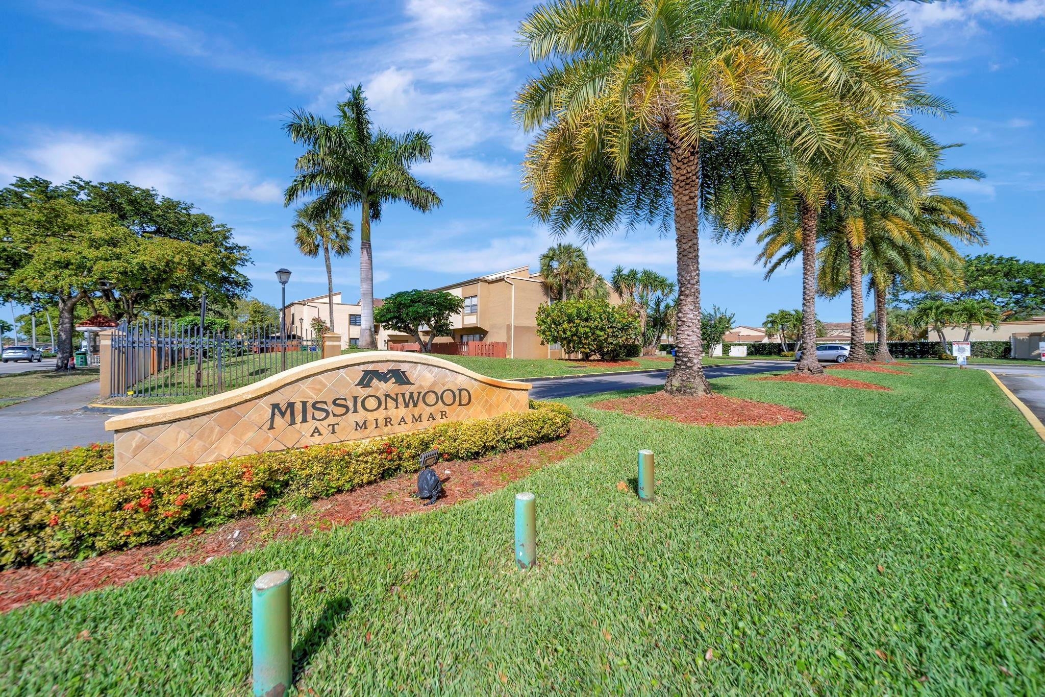 8397 N Missionwood Cir